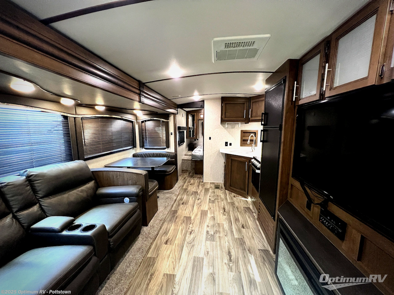 Contact us now about this 2020 Keystone Cougar Half-Ton 26RBS! 2020 Cougar Half-Ton 26RBS by Keystone from Optimum RV - Pottstown in Pottstown, Pennsylvania