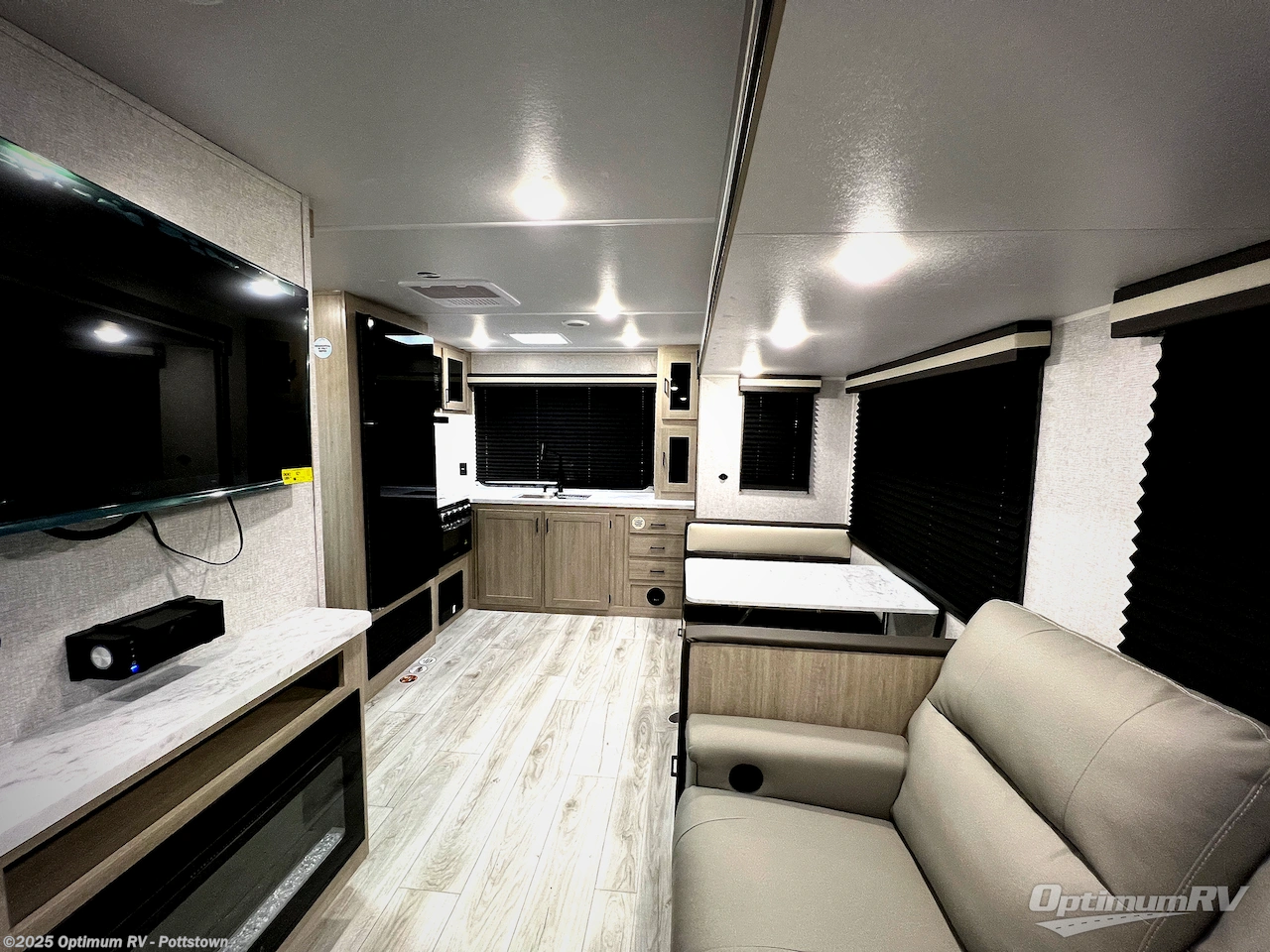 New 2026 East to West Della Terra 263RK available in Pottstown, Pennsylvania