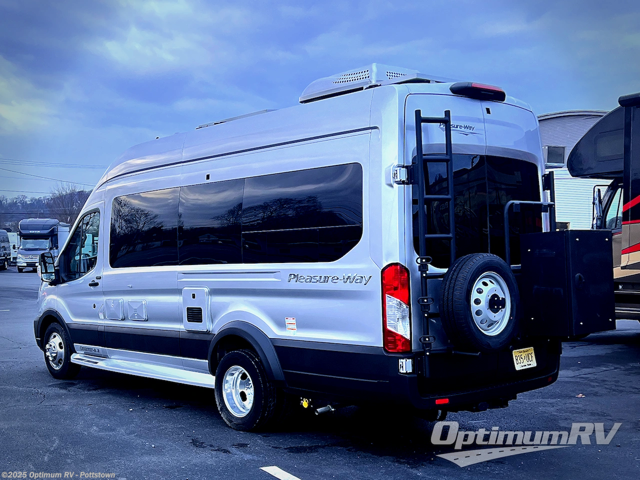 Contact us now about this 2023 Pleasure-Way Ontour 2.2! 2023 Ontour 2.2 by Pleasure-Way from Optimum RV - Pottstown in Pottstown, Pennsylvania