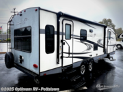 Call now about this 2017 Highland Ridge Open Range Ultra Lite UT2710RL! 2017 Highland Ridge Open Range Ultra Lite UT2710RL - Used Travel Trailer For Sale by Optimum RV - Pottstown in Pottstown, Pennsylvania features Slideout