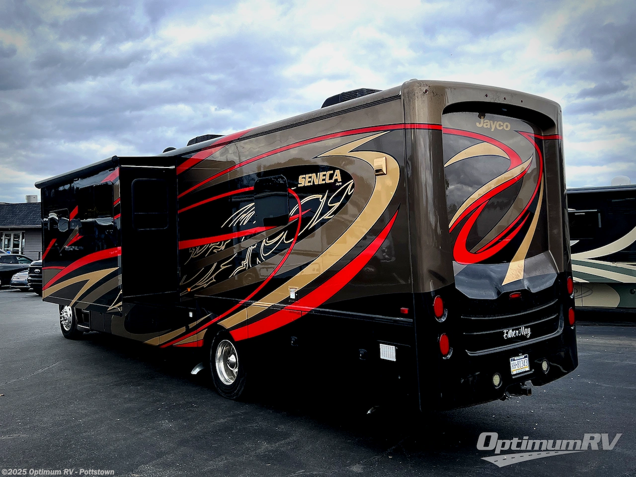 Contact us now about this 2019 Jayco Seneca 37RB! 2019 Seneca 37RB by Jayco from Optimum RV - Pottstown in Pottstown, Pennsylvania