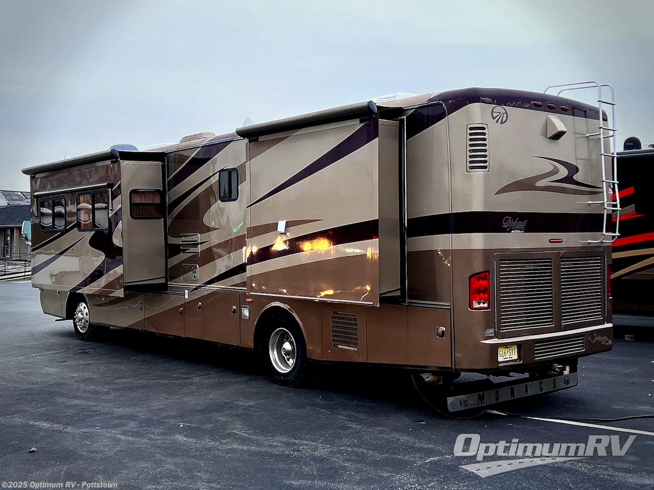 Contact us now about this 2006 Monaco RV Diplomat 40PAQ! 2006 Diplomat 40PAQ by Monaco RV from Optimum RV - Pottstown in Pottstown, Pennsylvania