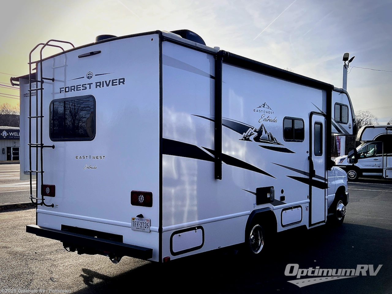 Call now about this 2025 East to West Entrada 2200S! 2025 East to West Entrada 2200S - Used Class C For Sale by Optimum RV - Pottstown in Pottstown, Pennsylvania features Awning, Slideout