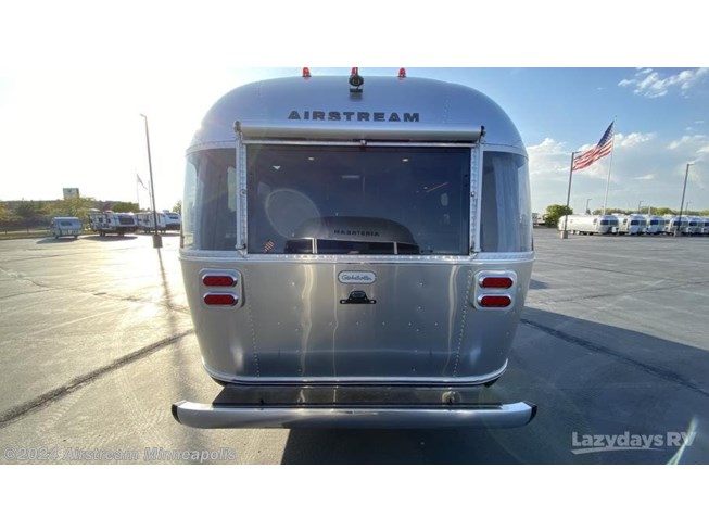 2024 Globetrotter 27FB by Airstream from Airstream Minneapolis in Monticello, Minnesota