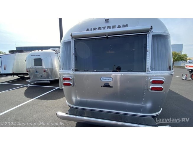2024 Globetrotter 27FB by Airstream from Airstream Minneapolis in Monticello, Minnesota