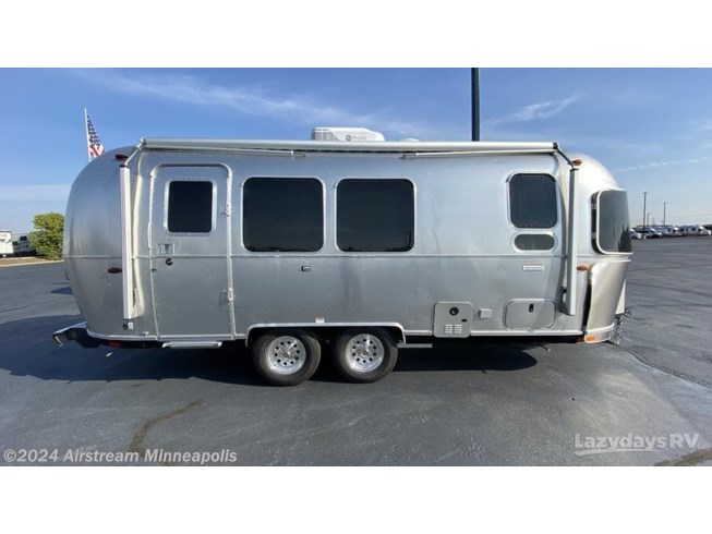 2024 Airstream International 23FB - New Travel Trailer For Sale by Airstream Minneapolis in Monticello, Minnesota