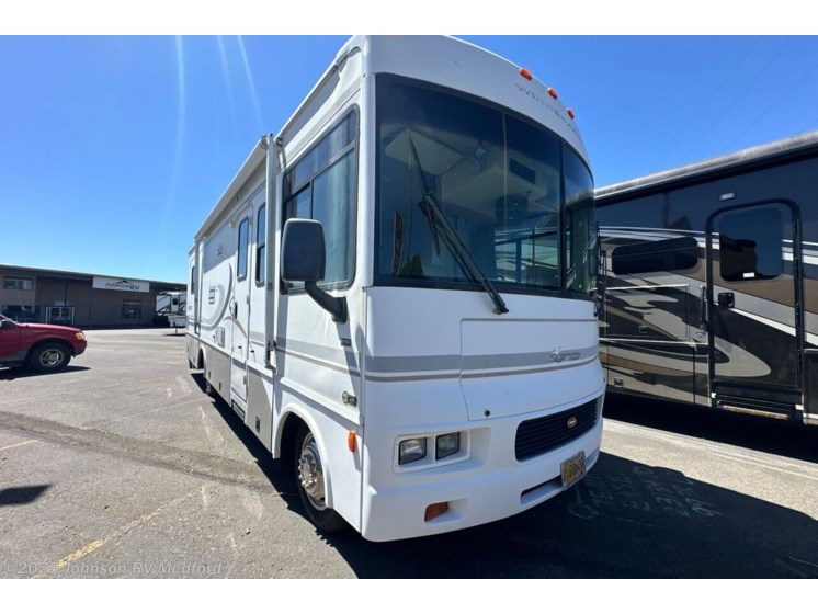 Email now about this 2004 Winnebago Sightseer 30B! Used 2004 Winnebago Sightseer 30B available in Medford, Oregon