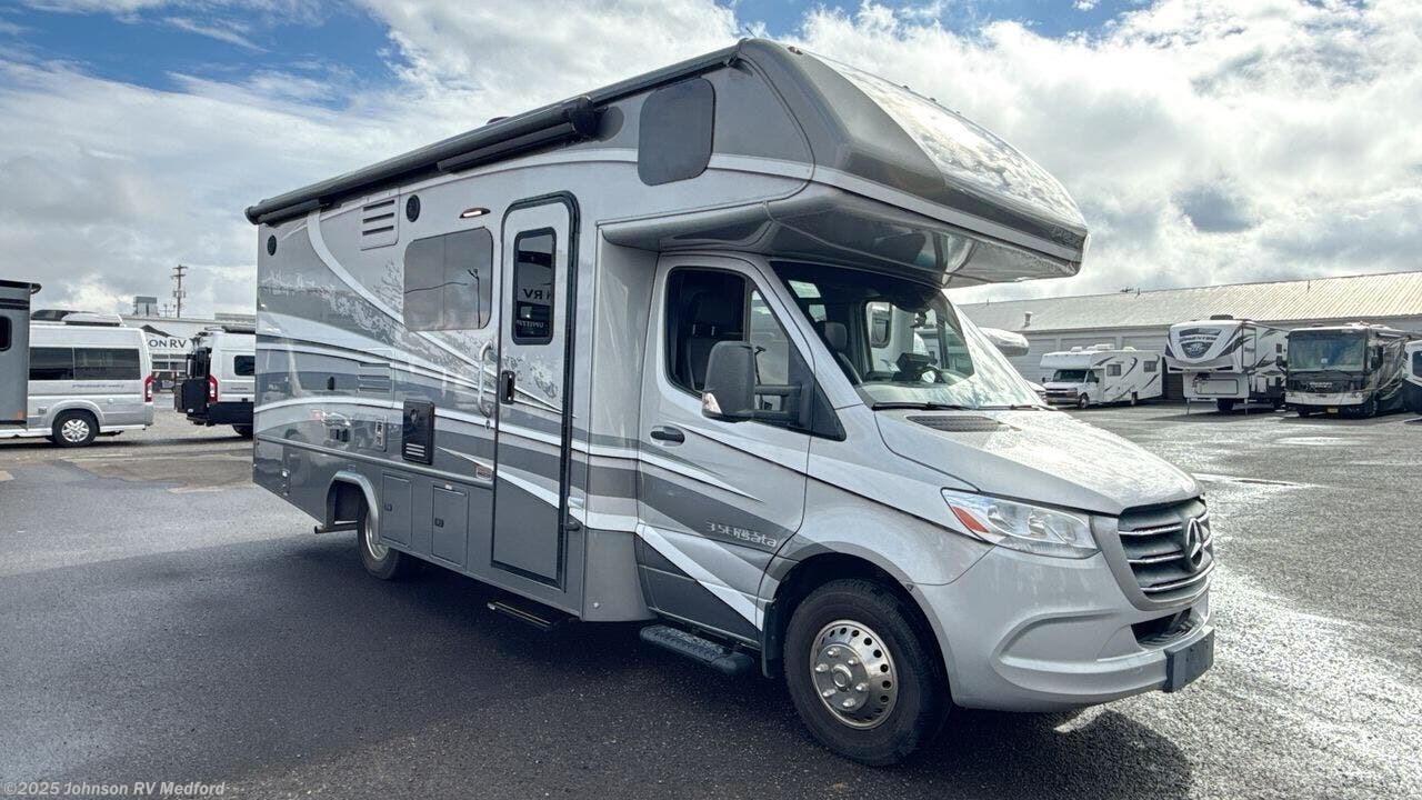 Email now about this 2020 Dynamax Corp Isata 3 Series 24FW! Used 2020 Dynamax Corp Isata 3 Series 24FW available in Medford, Oregon