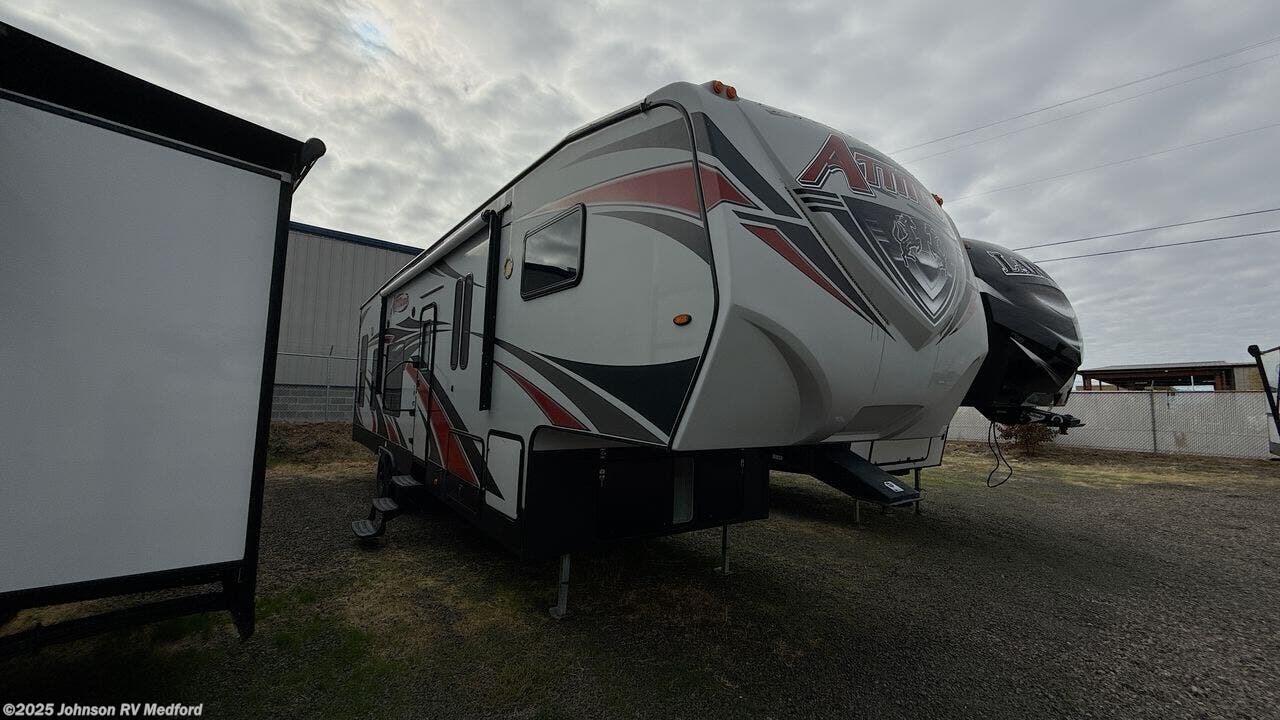 Contact us now about this 2019 Eclipse Attitude Lite 32SAG! 2019 Attitude Lite 32SAG by Eclipse from Johnson RV Medford in Medford, Oregon