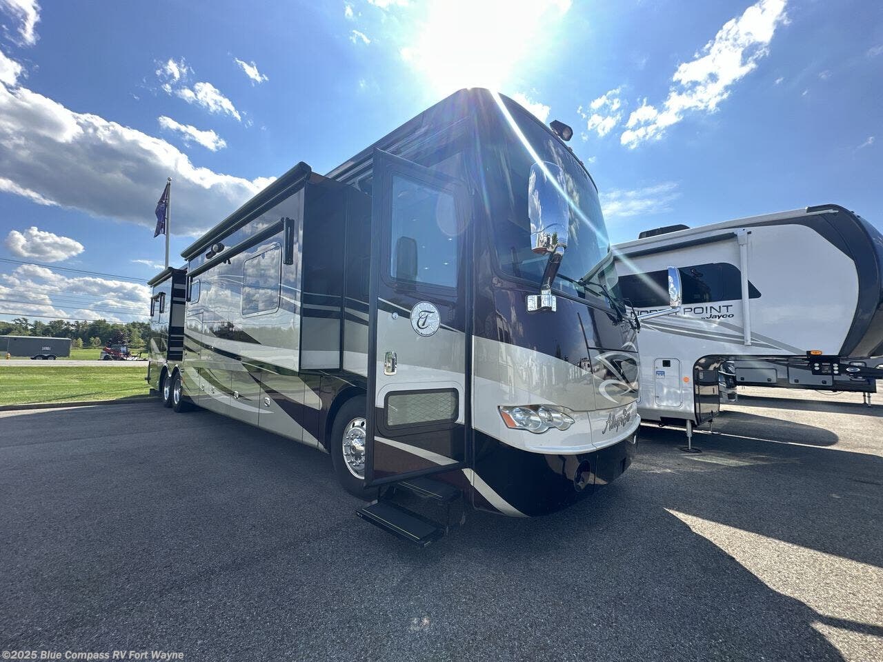 Email now about this 2012 Tiffin Allegro Bus 43 QGP! Used 2012 Tiffin Allegro Bus 43 QGP available in Columbia City, Indiana