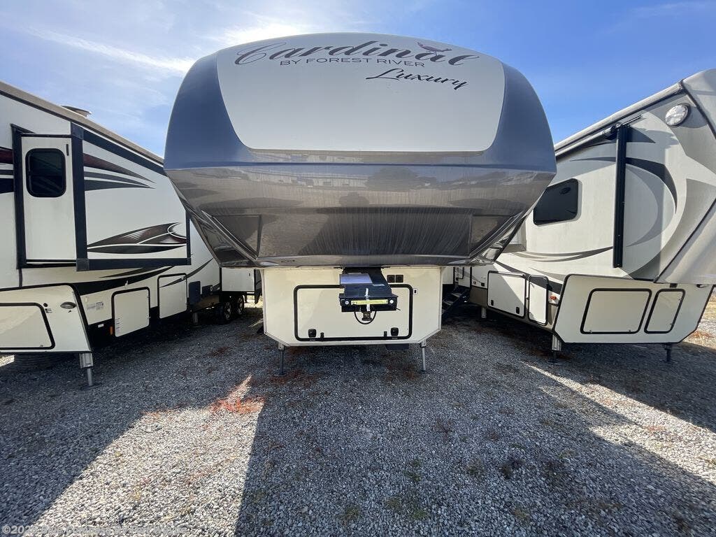 Used 2018 Forest River Cardinal 3350RL available in Columbia City, Indiana