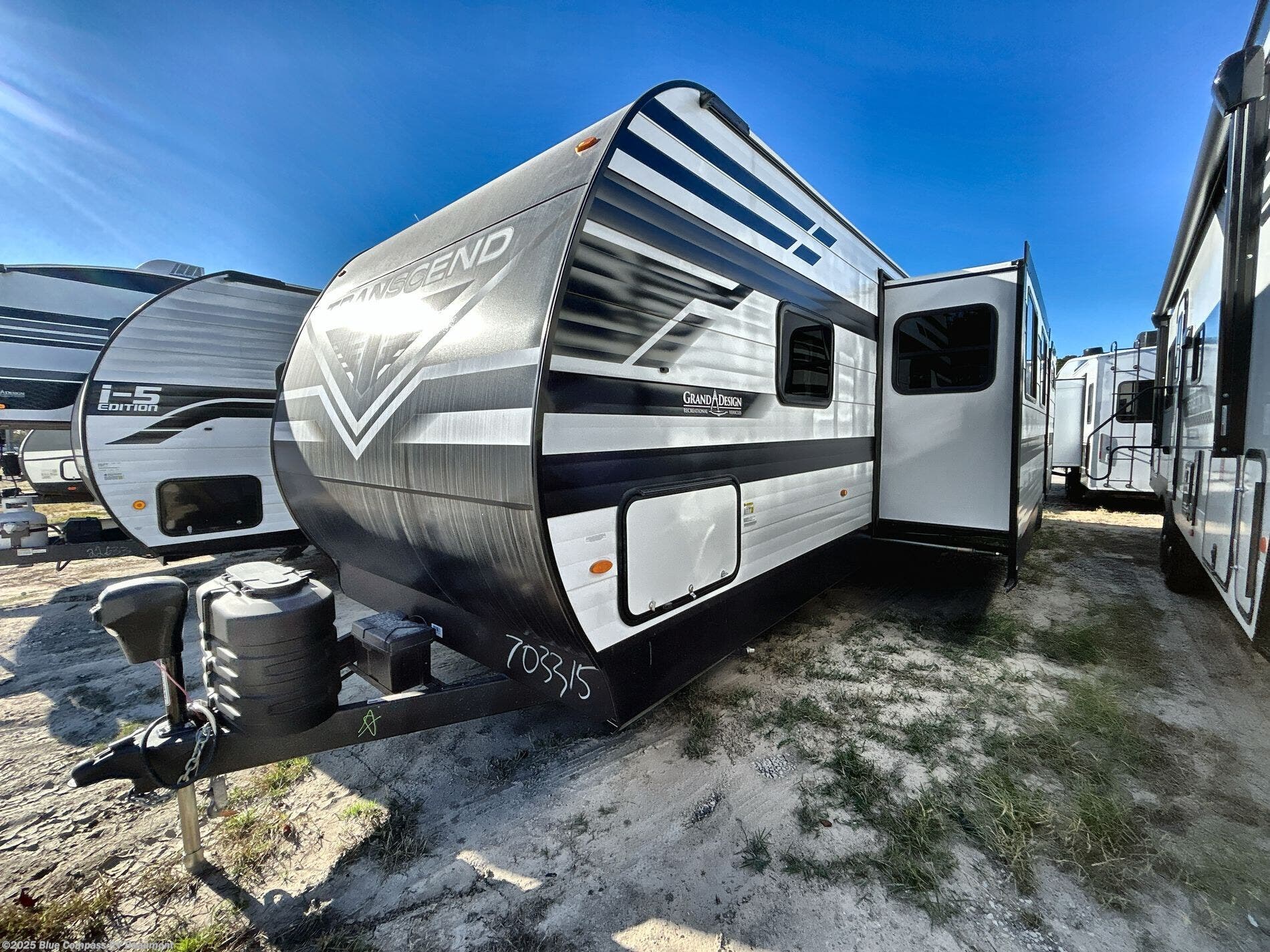 New 2026 Grand Design Transcend 335BHT available in Vidor, Texas