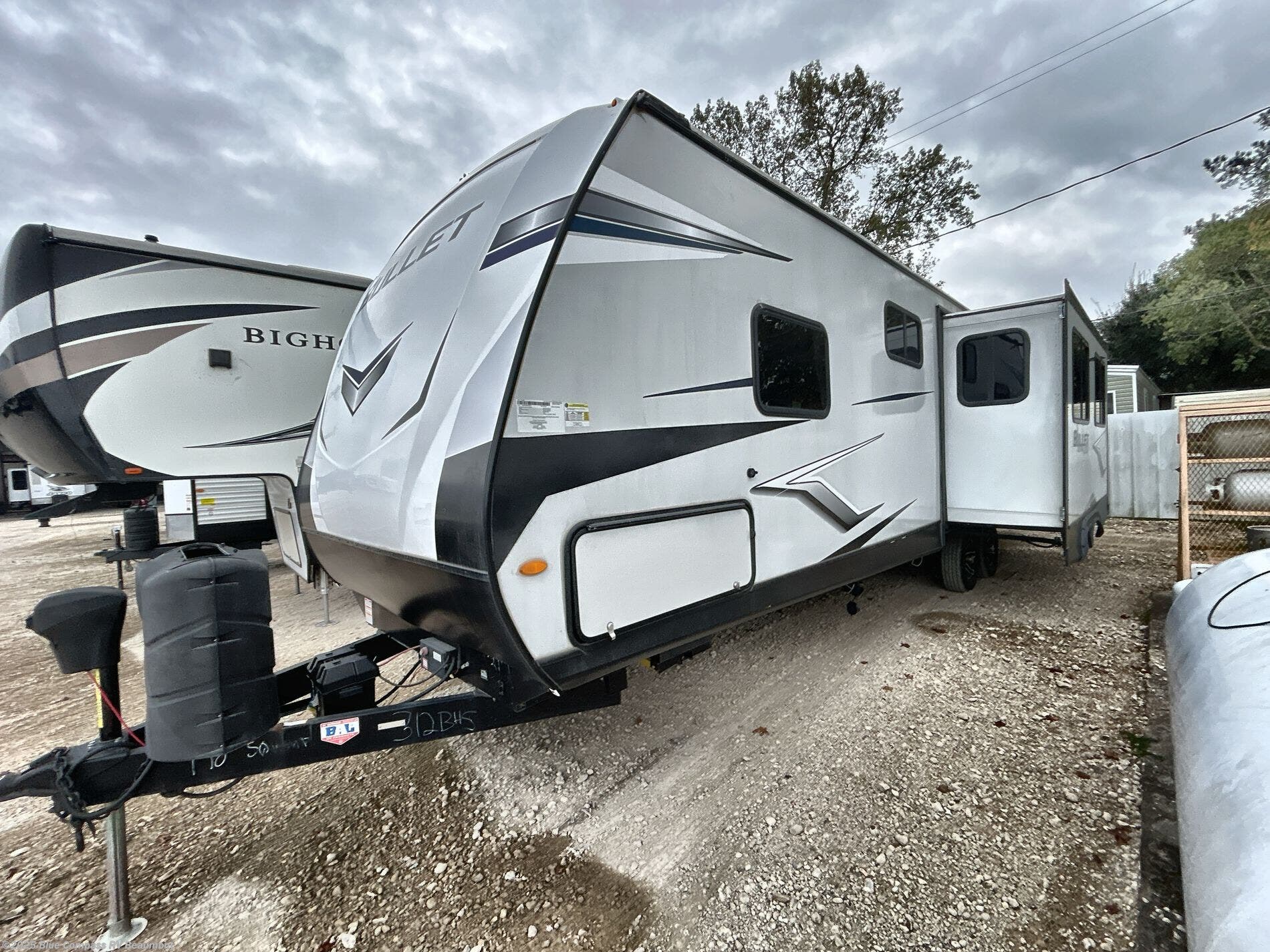 Contact us now about this 2023 Keystone Bullet 312BHS! 2023 Bullet 312BHS by Keystone from Blue Compass RV Beaumont in Vidor, Texas