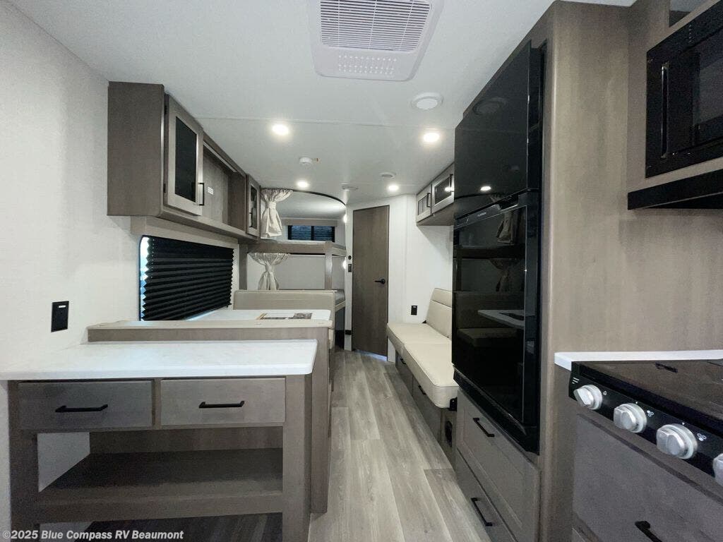 Email now about this 2026 Grand Design Transcend Xplor 24BHX! New 2026 Grand Design Transcend Xplor 24BHX available in Vidor, Texas