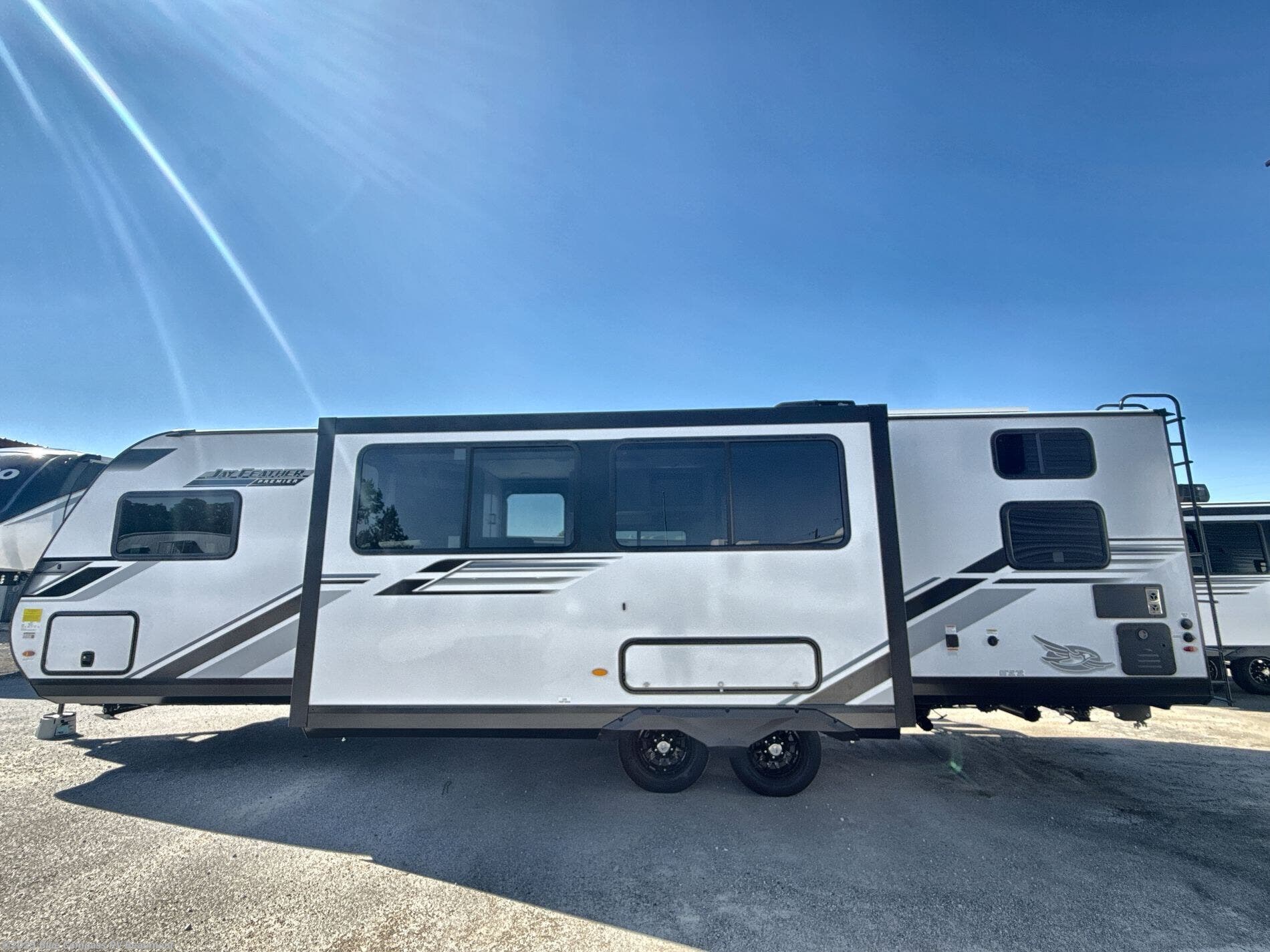 New 2026 Jayco Jay Feather 29BHB available in Vidor, Texas