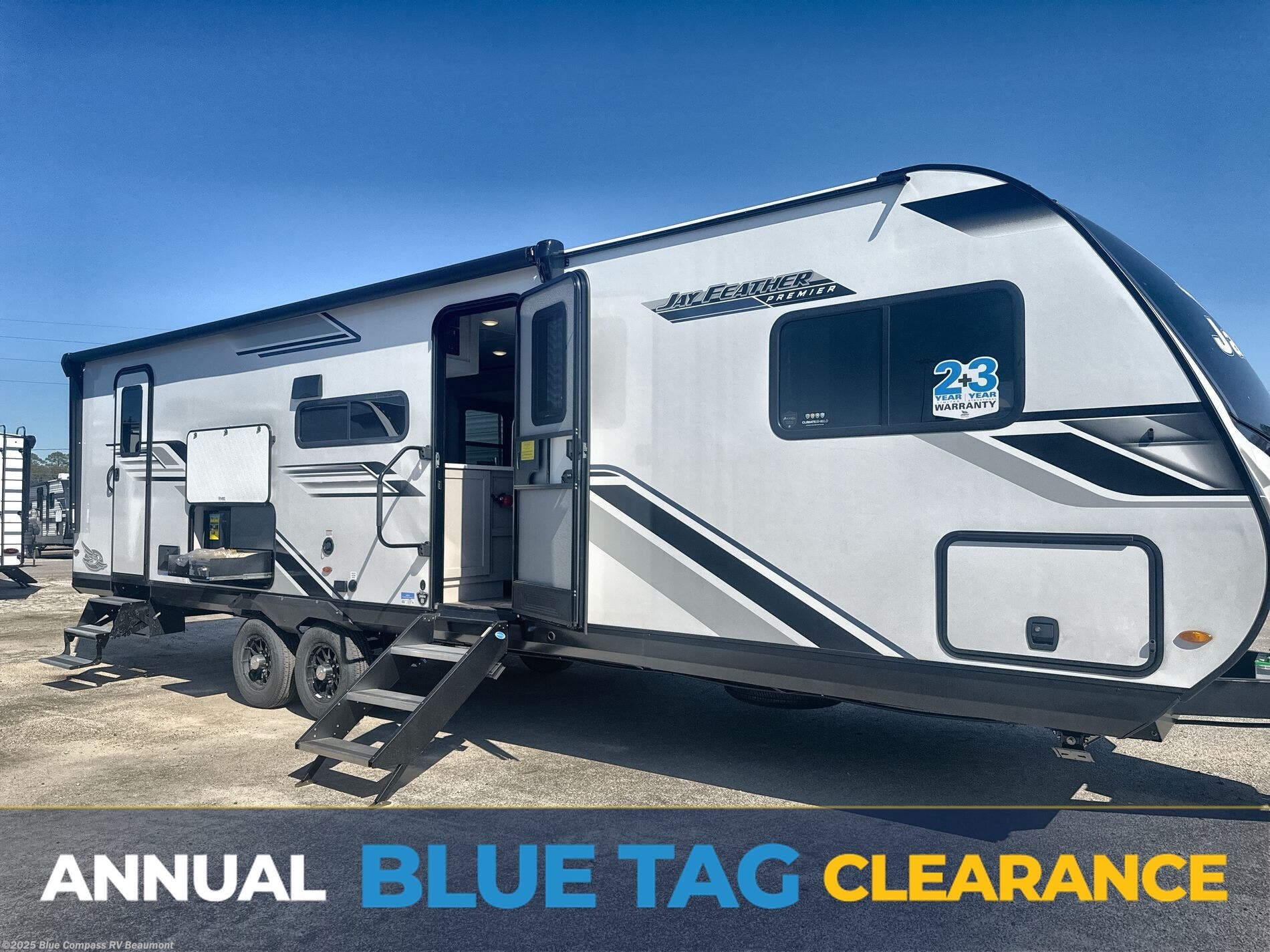 Email now about this 2026 Jayco Jay Feather 29BHB! New 2026 Jayco Jay Feather 29BHB available in Vidor, Texas