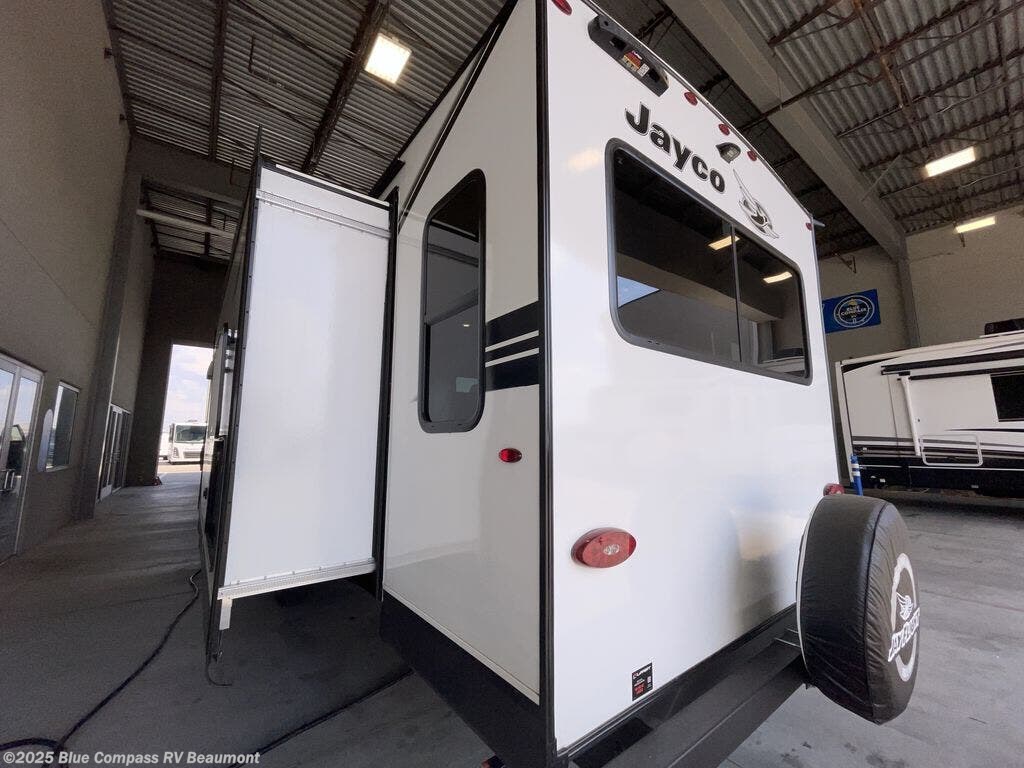 New 2026 Jayco Jay Flight SLX 334RTS available in Vidor, Texas