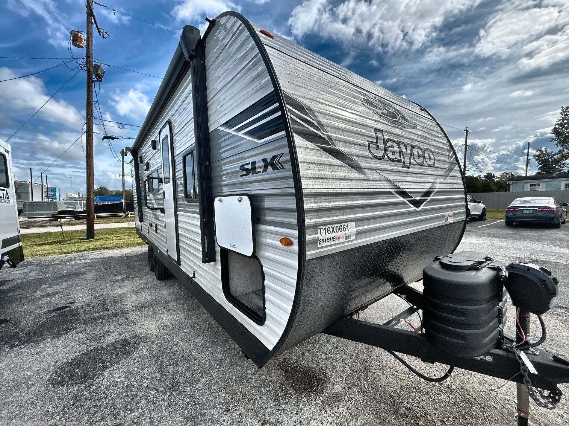 Call now about this 2026 Jayco Jay Flight SLX 261BHS! 2026 Jayco Jay Flight SLX 261BHS - New Travel Trailer For Sale by Blue Compass RV Beaumont in Vidor, Texas