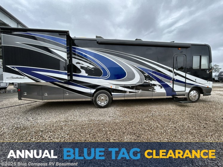 Email now about this 2020 Fleetwood Southwind 34C! Used 2020 Fleetwood Southwind 34C available in Vidor, Texas