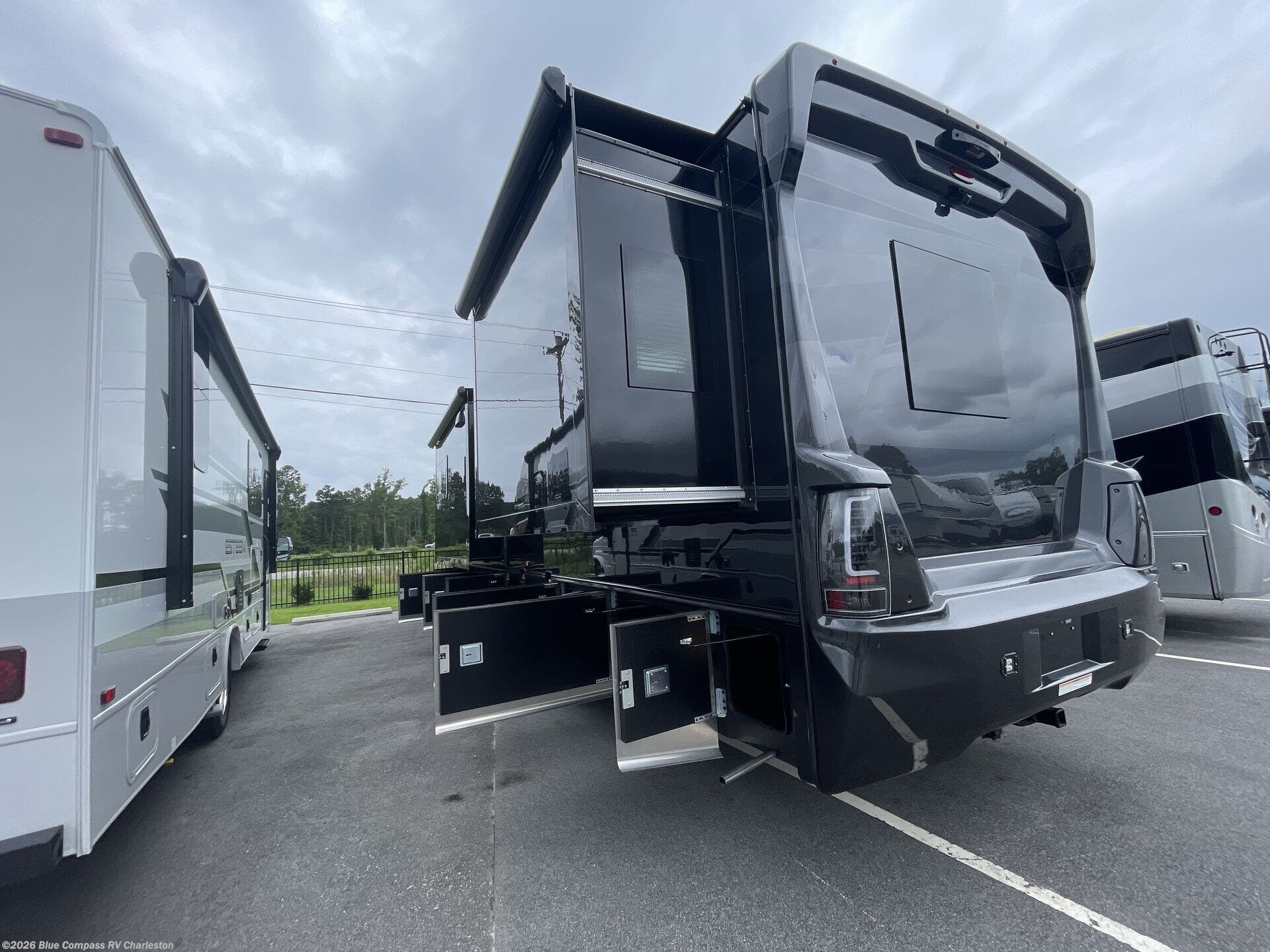 New 2026 Entegra Coach Accolade XT 35L available in Ladson, South Carolina