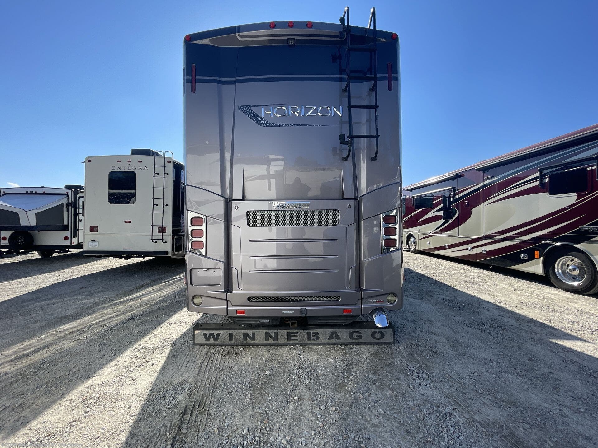 Contact us now about this 2020 Winnebago Horizon 42q! 2020 Horizon 42q by Winnebago from Blue Compass RV Charleston in Ladson, South Carolina