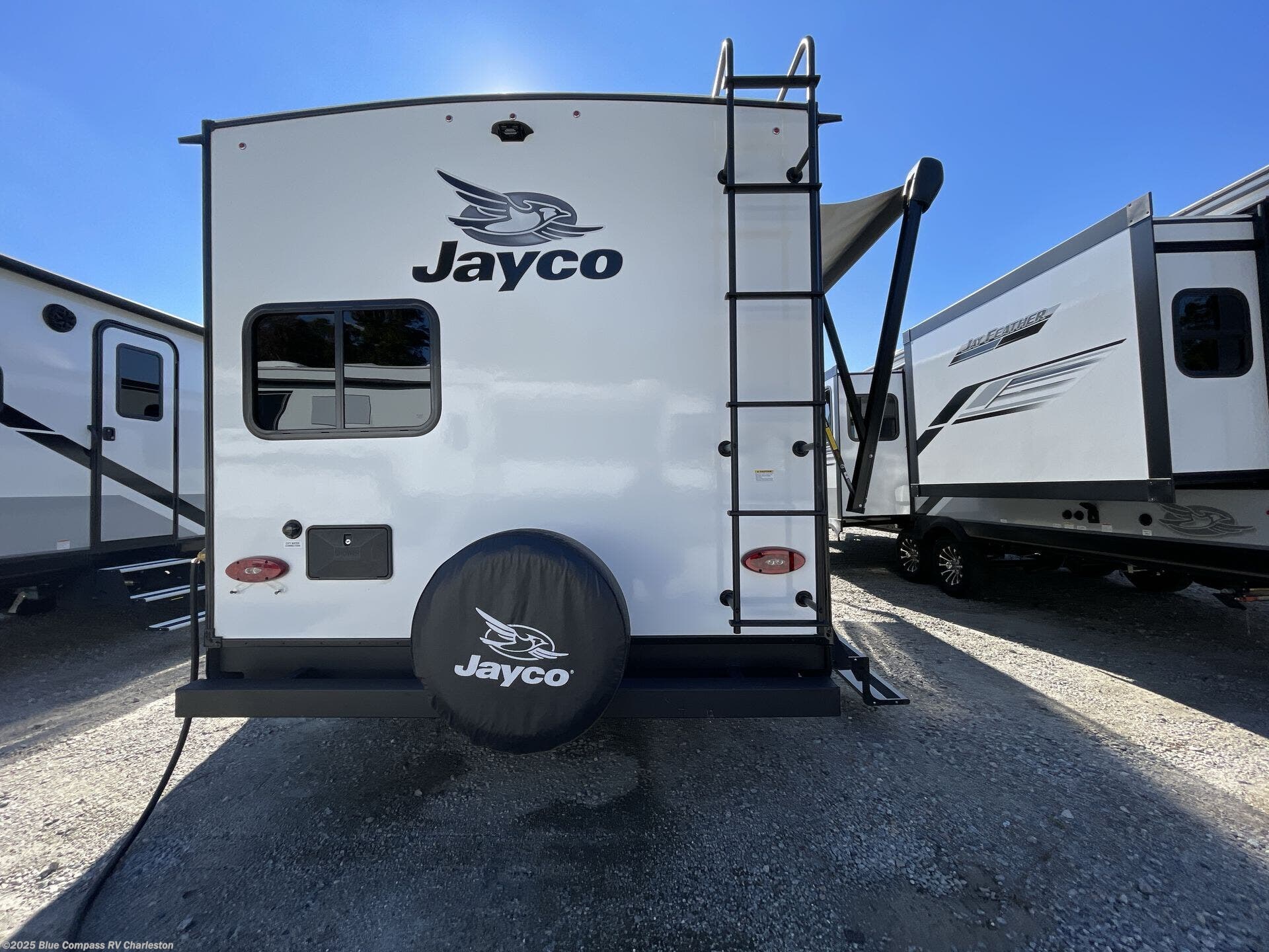 Contact us now about this 2023 Jayco Jay Feather 27BHB! 2023 Jay Feather 27BHB by Jayco from Blue Compass RV Charleston in Ladson, South Carolina