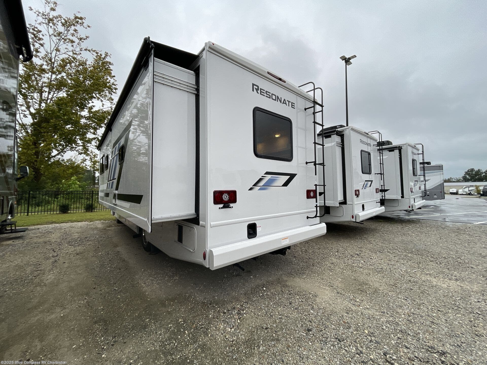 New 2026 Thor Motor Coach Resonate 29D available in Ladson, South Carolina