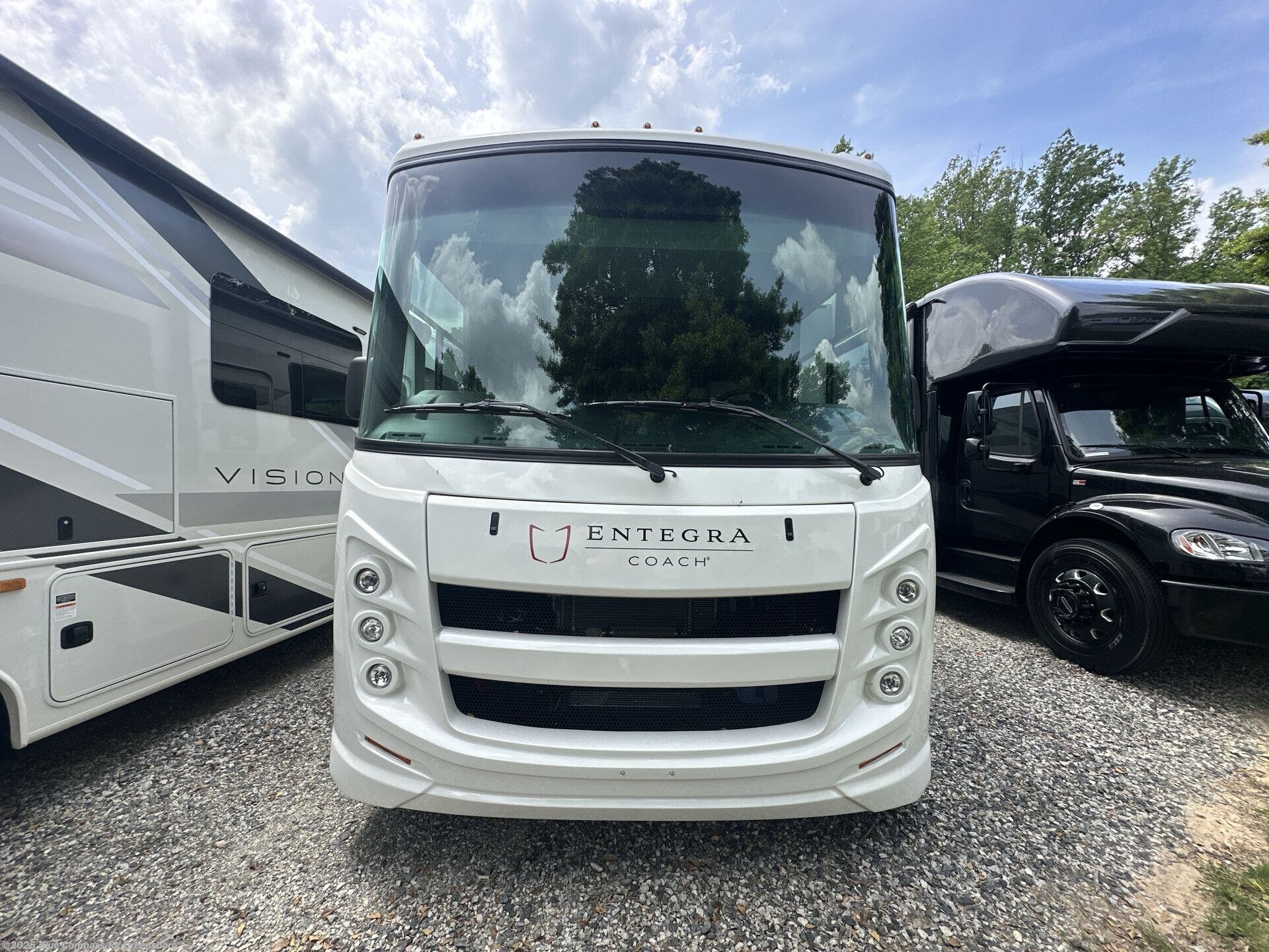 New 2025 Entegra Coach Vision SE 27ASE available in Colfax, North Carolina