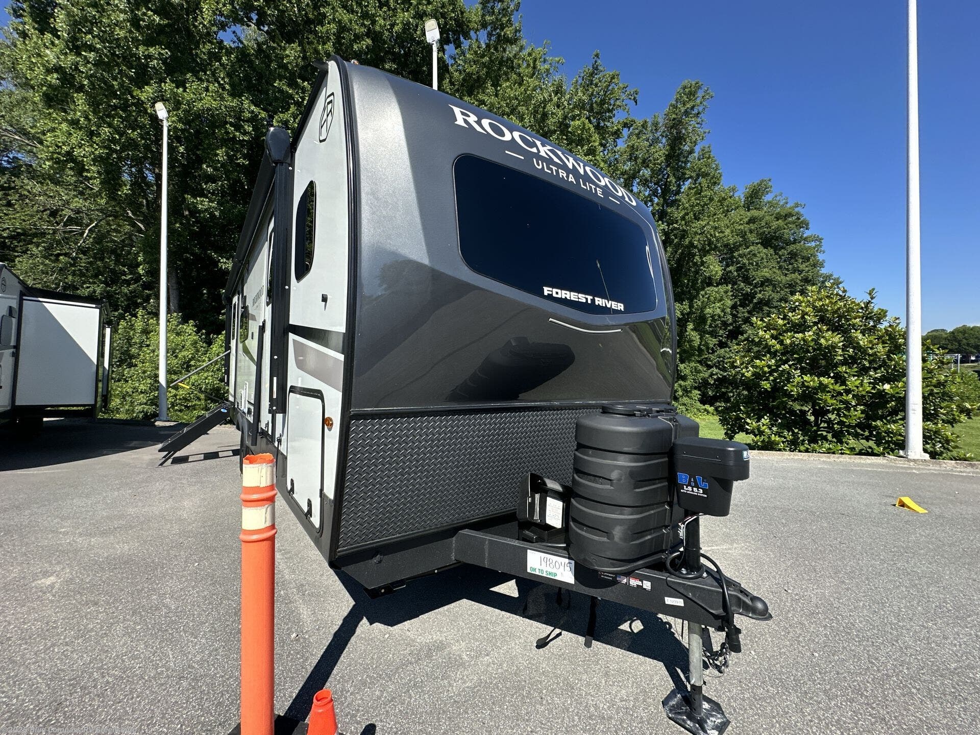 Contact us now about this 2026 Forest River Rockwood Ultra Lite 2618RD! 2026 Rockwood Ultra Lite 2618RD by Forest River from Blue Compass RV Greensboro in Colfax, North Carolina