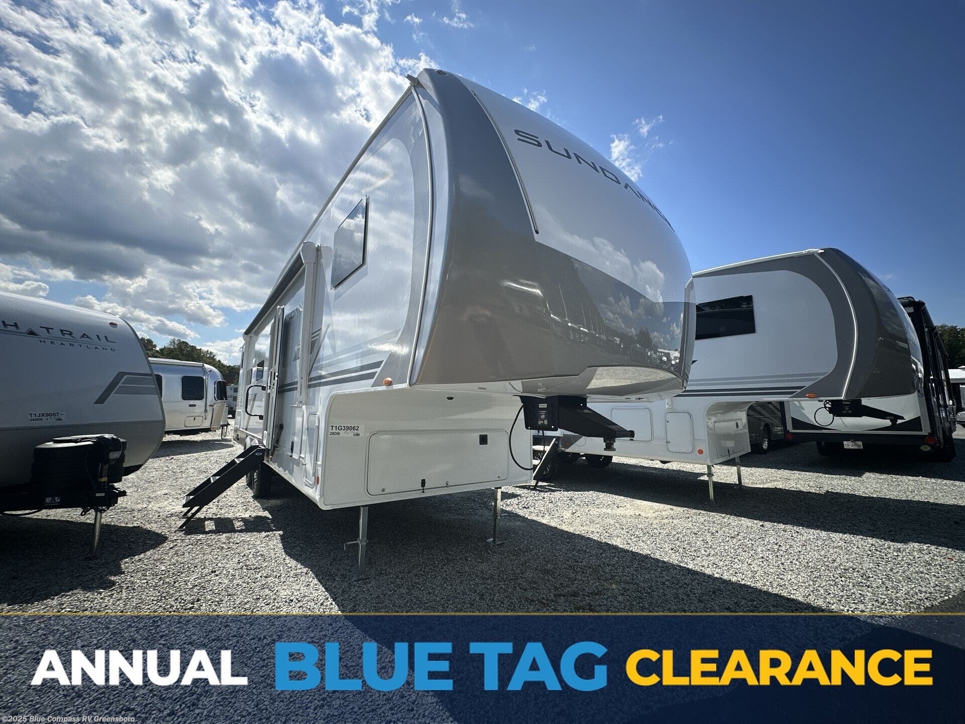 Email now about this 2026 Heartland Sundance XLT 28DB! New 2026 Heartland Sundance XLT 28DB available in Colfax, North Carolina