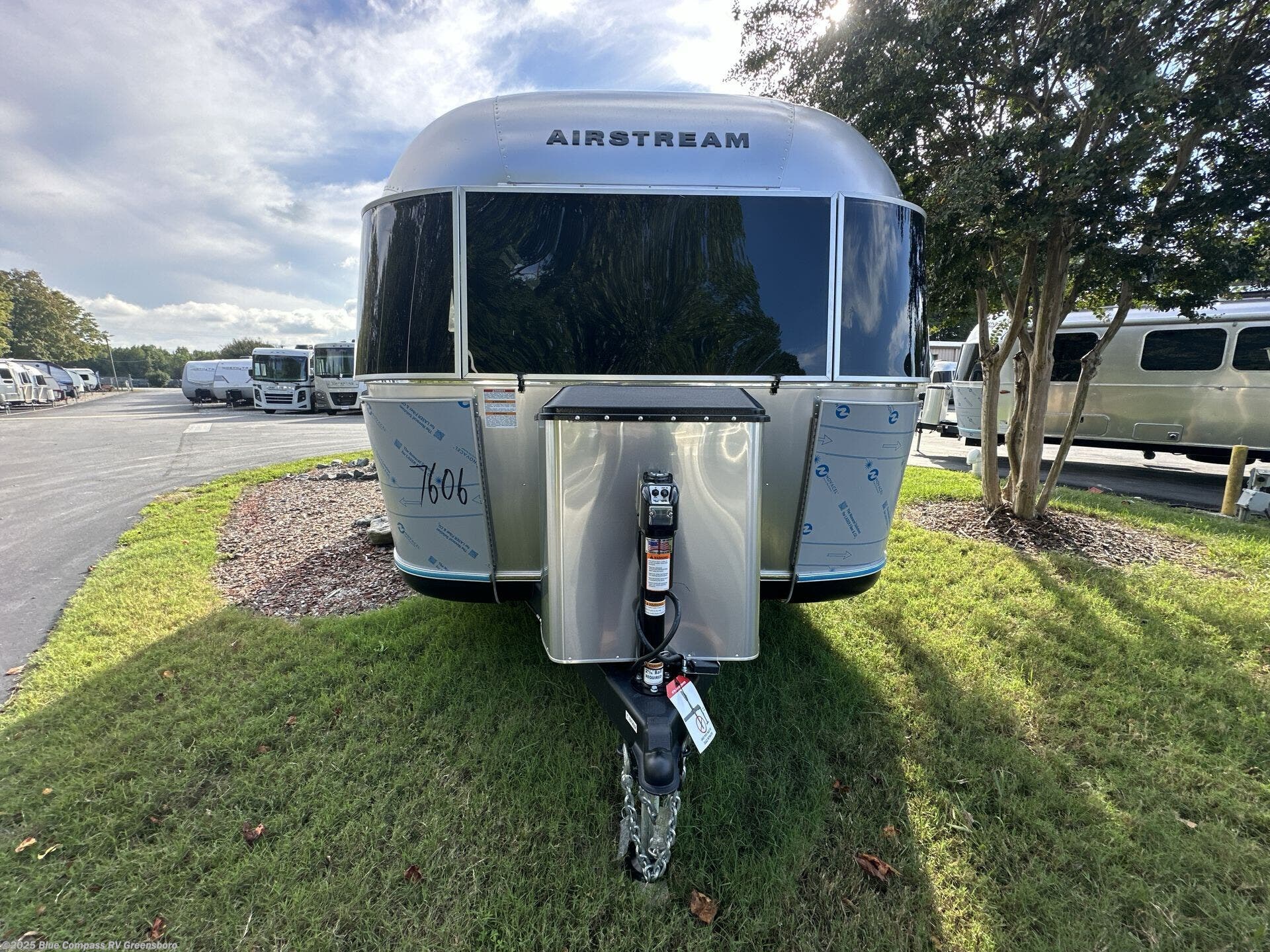 New 2026 Airstream Classic 28RB available in Colfax, North Carolina