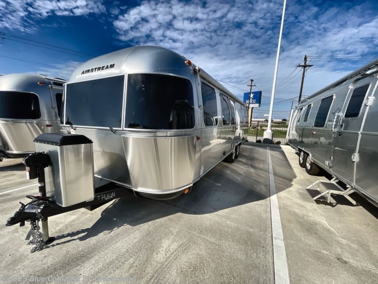Email now about this 2025 Airstream Classic 30RB! New 2025 Airstream Classic 30RB available in Colfax, North Carolina