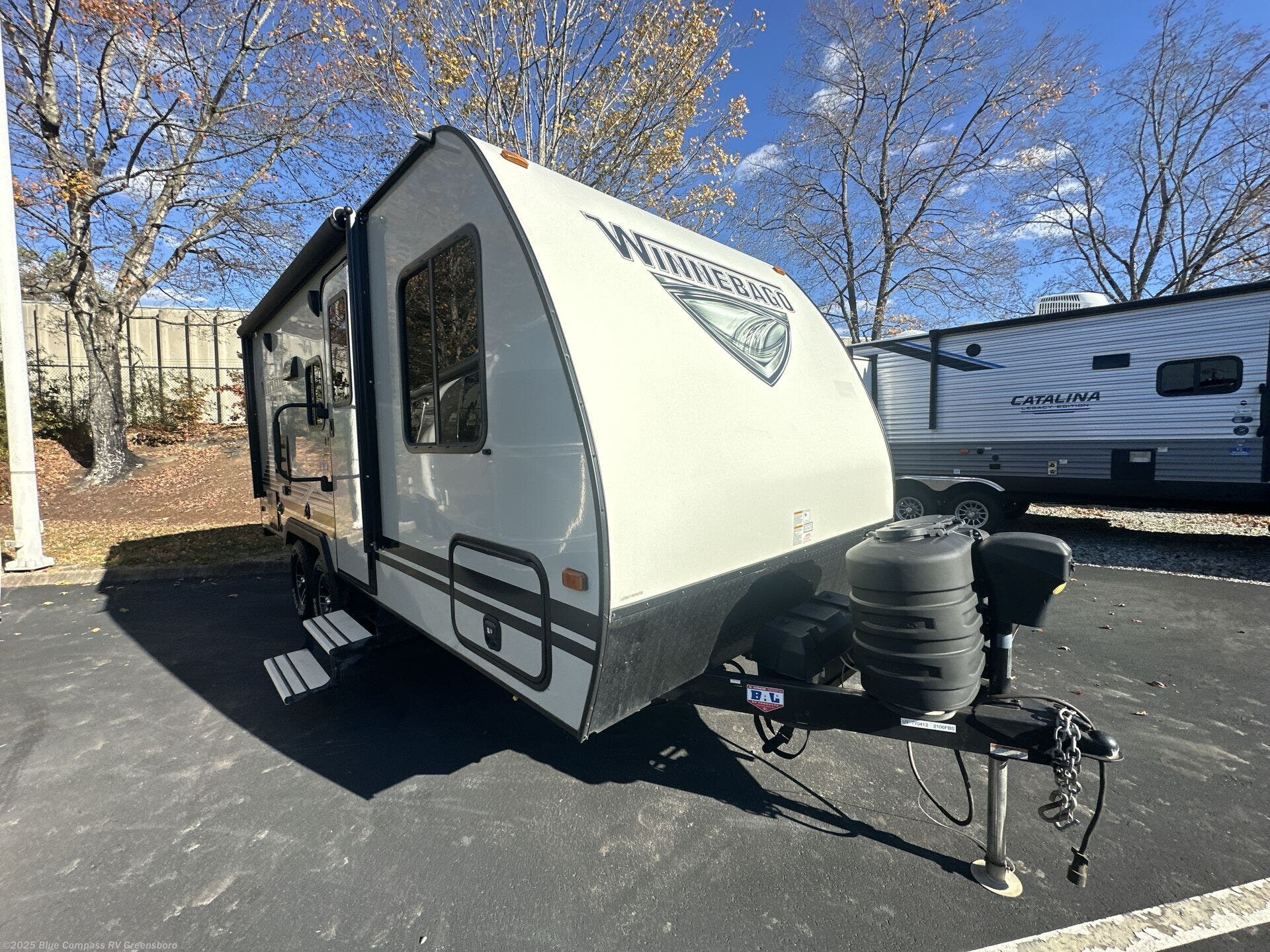 Contact us now about this 2017 Winnebago Micro Minnie 2106FBS! 2017 Micro Minnie 2106FBS by Winnebago from Blue Compass RV Greensboro in Colfax, North Carolina