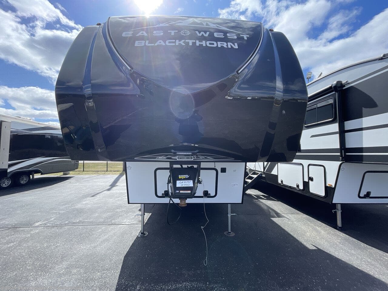 Email now about this 2025 East to West Blackthorn 3700BH-OK! New 2025 East to West Blackthorn 3700BH-OK available in Jacksonville, Florida