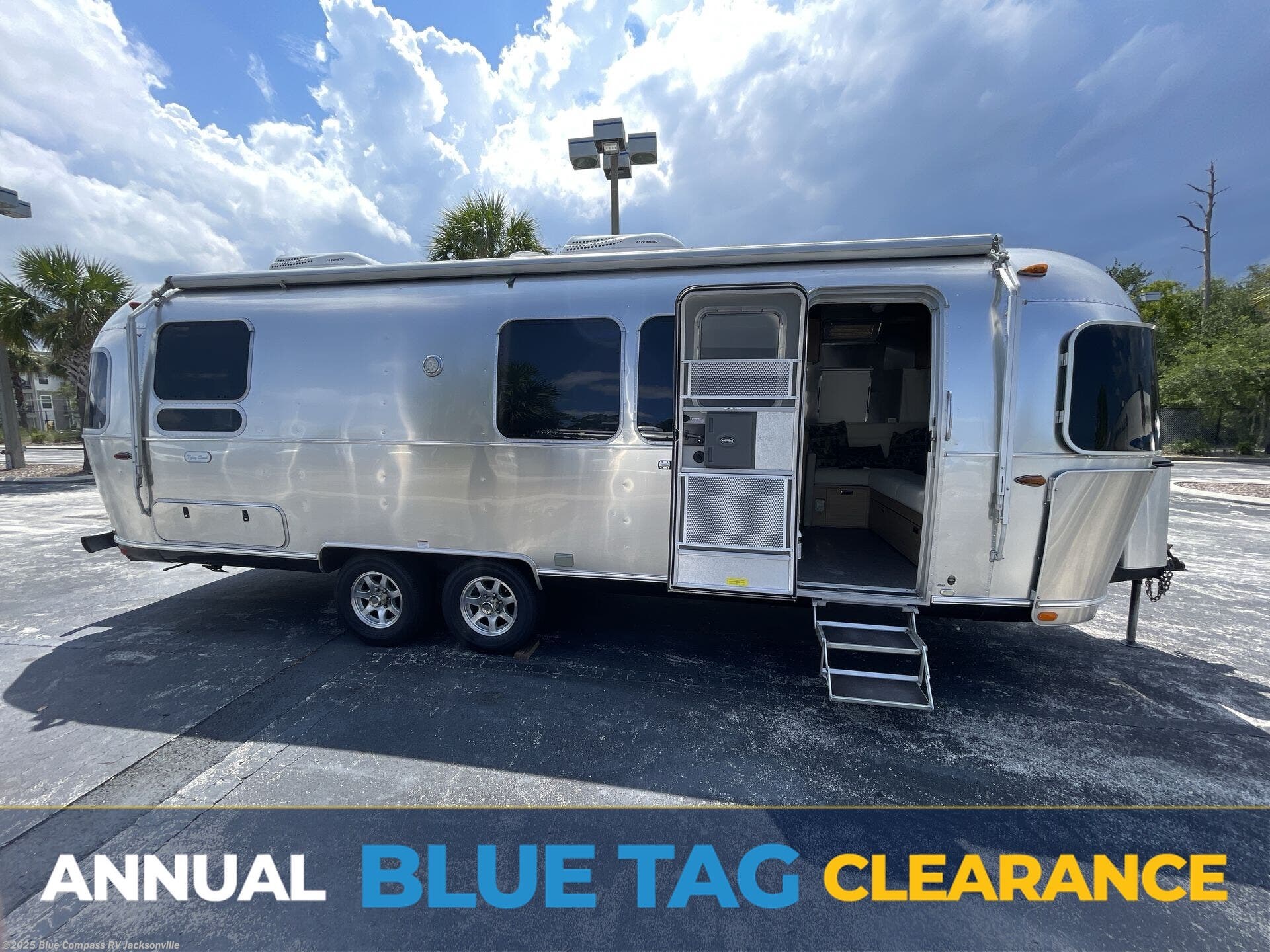 Email now about this 2020 Airstream Flying Cloud 28rbt! Used 2020 Airstream Flying Cloud 28rbt available in Jacksonville, Florida