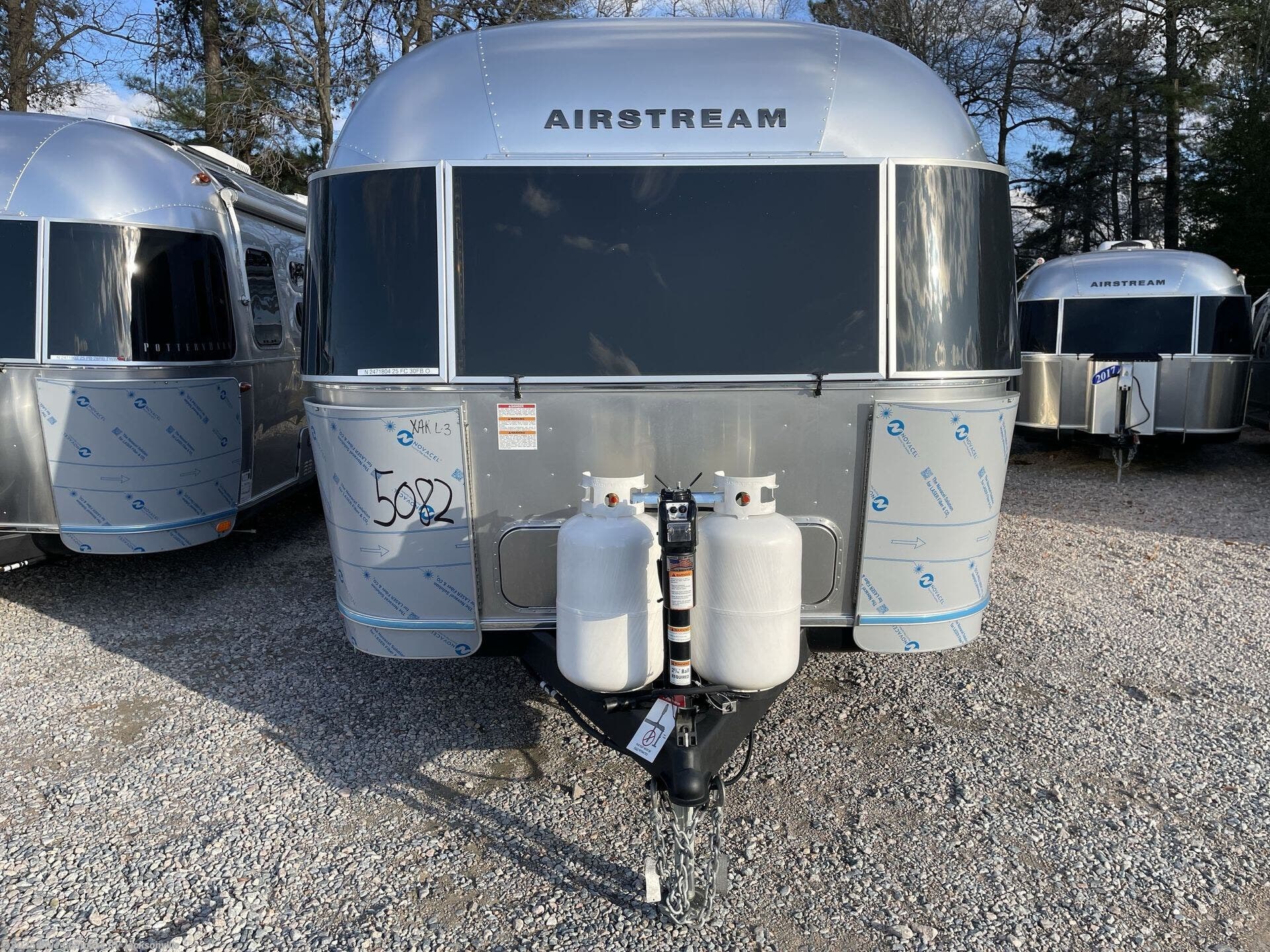 Email now about this 2025 Airstream Flying Cloud 30FB Office Twin! New 2025 Airstream Flying Cloud 30FB Office Twin available in Jacksonville, Florida