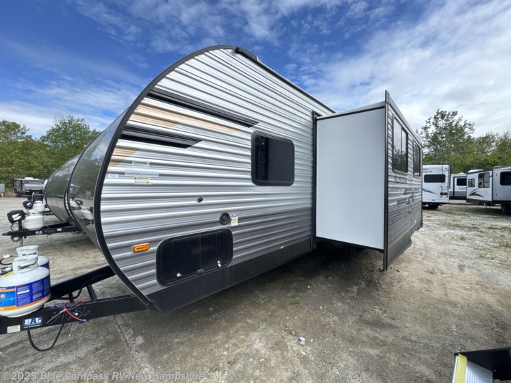 Email now about this 2025 Forest River Aurora Light 26BHS! New 2025 Forest River Aurora Light 26BHS available in Epsom, New Hampshire