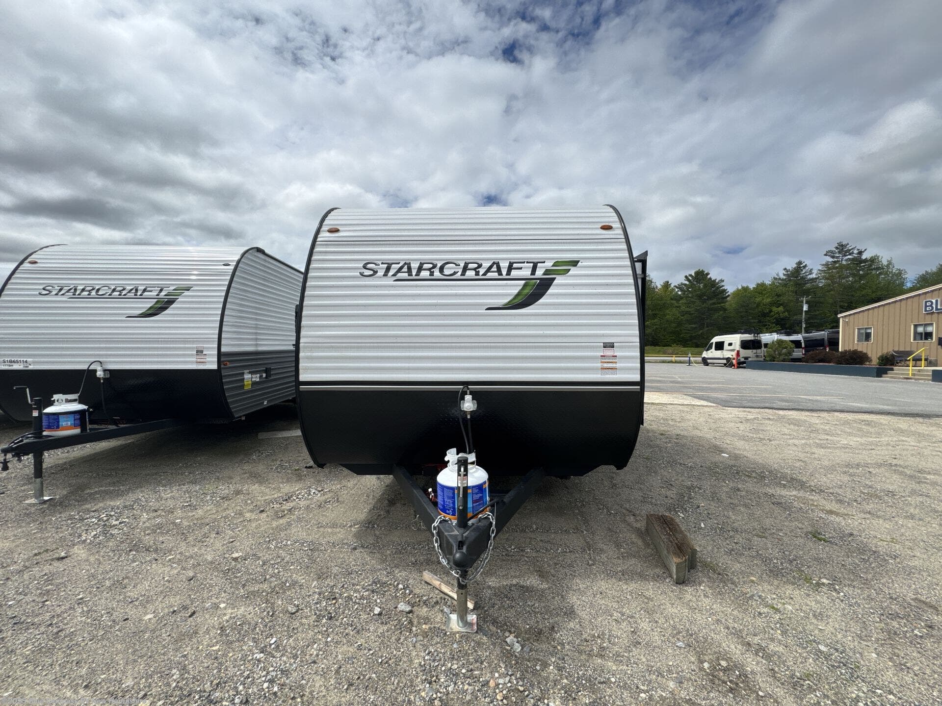 Contact us now about this 2025 Starcraft Autumn Ridge 188BHS! 2025 Autumn Ridge 188BHS by Starcraft from Blue Compass RV New Hampshire in Epsom, New Hampshire