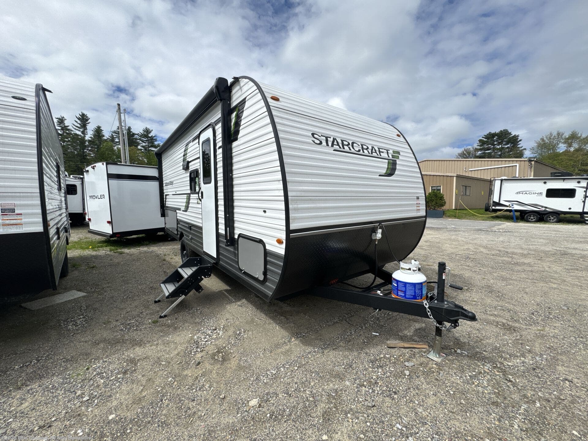 New 2025 Starcraft Autumn Ridge 188BHS available in Epsom, New Hampshire