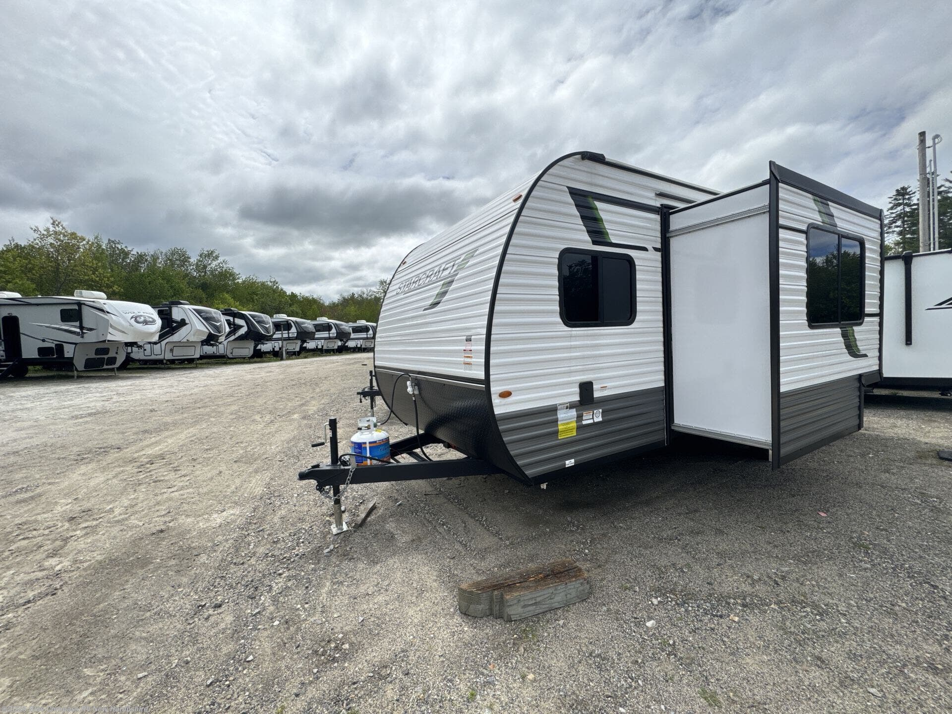 Email now about this 2025 Starcraft Autumn Ridge 188BHS! New 2025 Starcraft Autumn Ridge 188BHS available in Epsom, New Hampshire