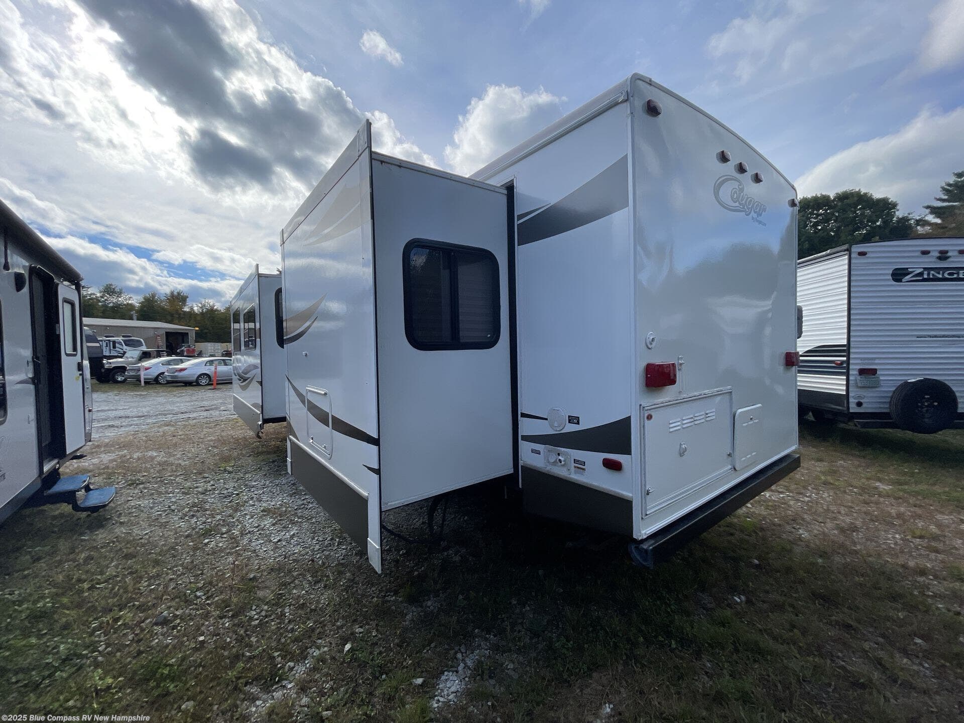 Used 2012 Keystone Cougar X-Lite 30FKV available in Epsom, New Hampshire