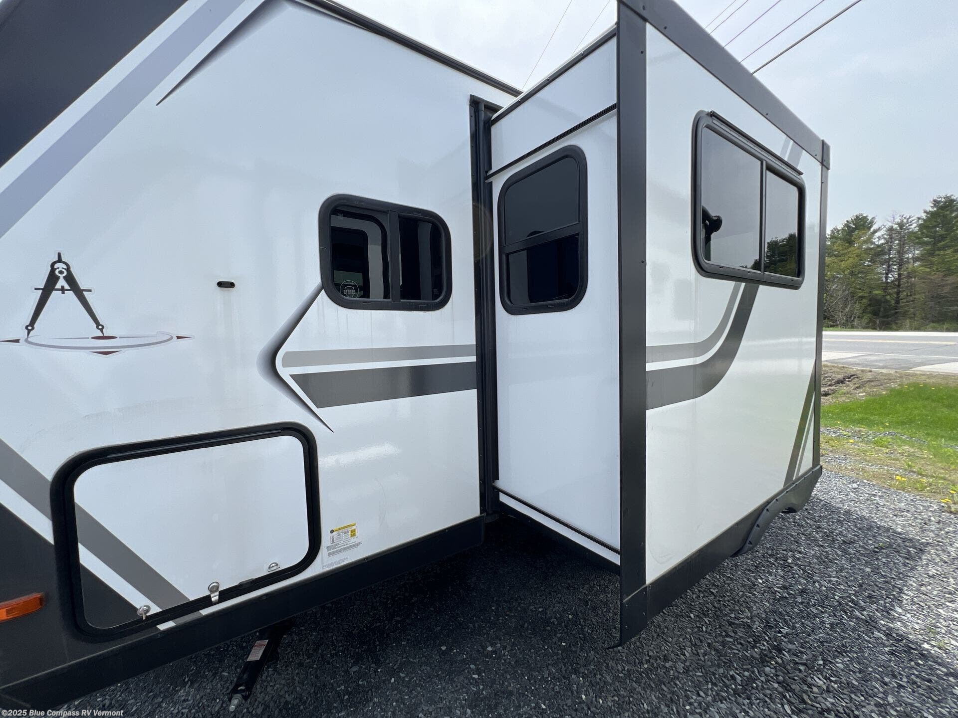 New 2025 Grand Design Imagine XLS 17MKE available in East Montpelier, Vermont