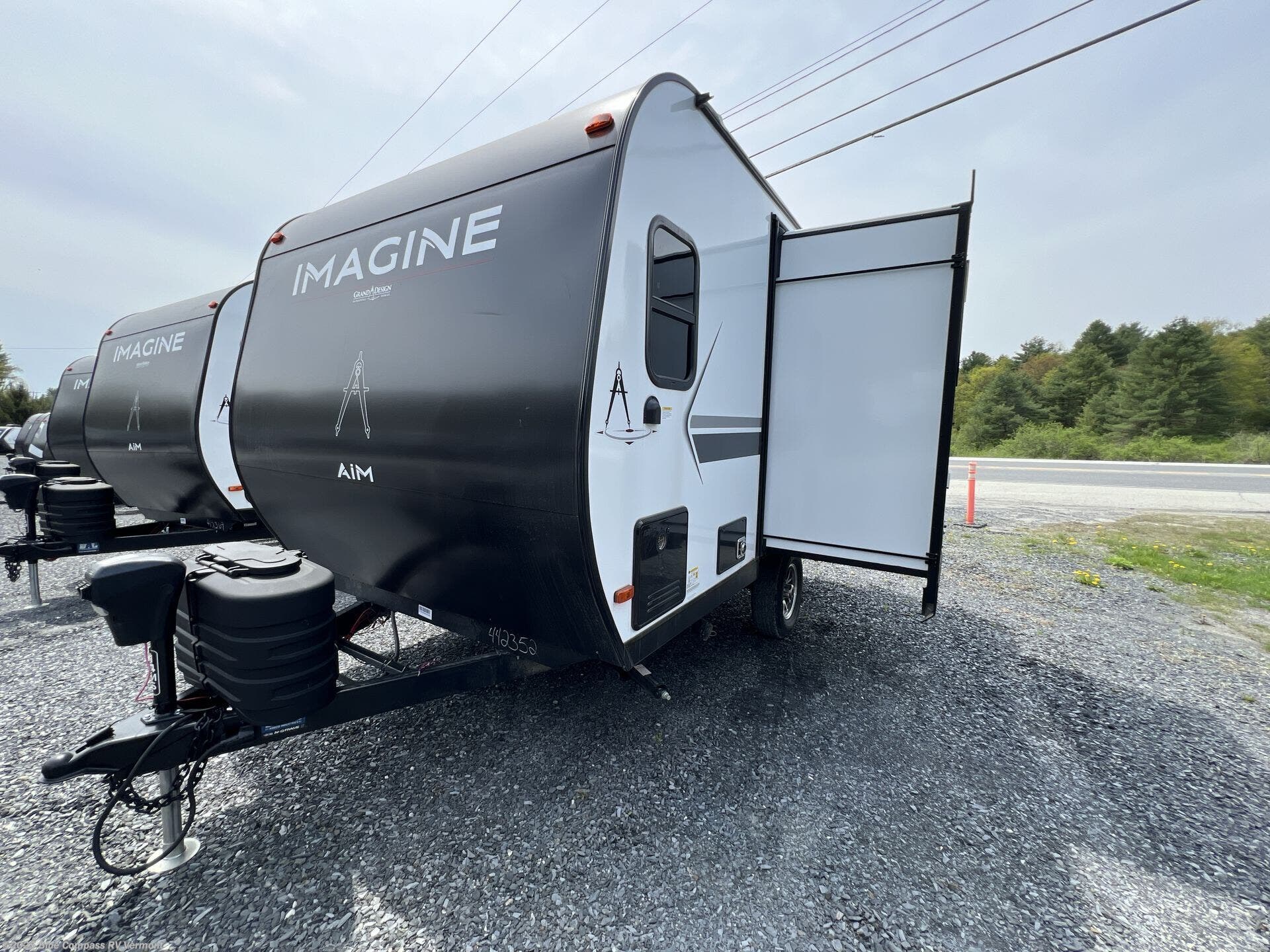 Contact us now about this 2025 Grand Design Imagine AIM 14MS! 2025 Imagine AIM 14MS by Grand Design from Blue Compass RV Vermont in East Montpelier, Vermont