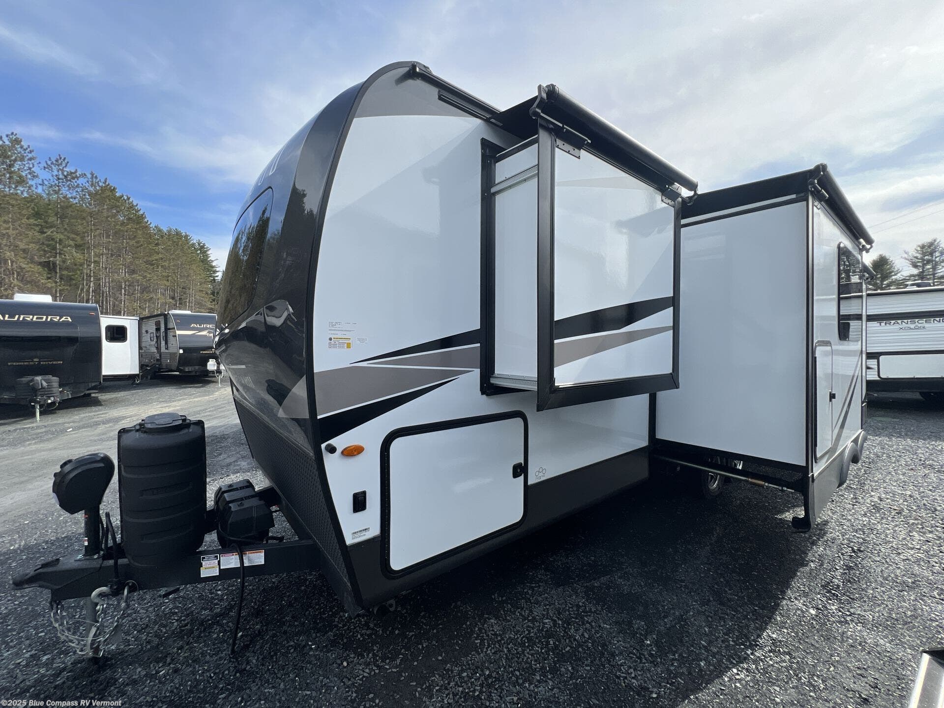 Contact us now about this 2025 Forest River Rockwood Ultra Lite 2616BH! 2025 Rockwood Ultra Lite 2616BH by Forest River from Blue Compass RV Vermont in East Montpelier, Vermont