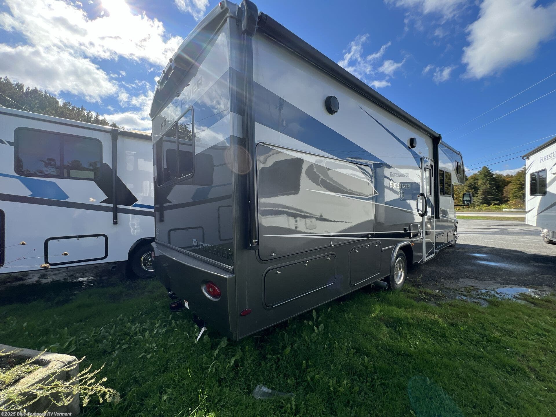 New 2026 Forest River Sunseeker 2860DS available in East Montpelier, Vermont