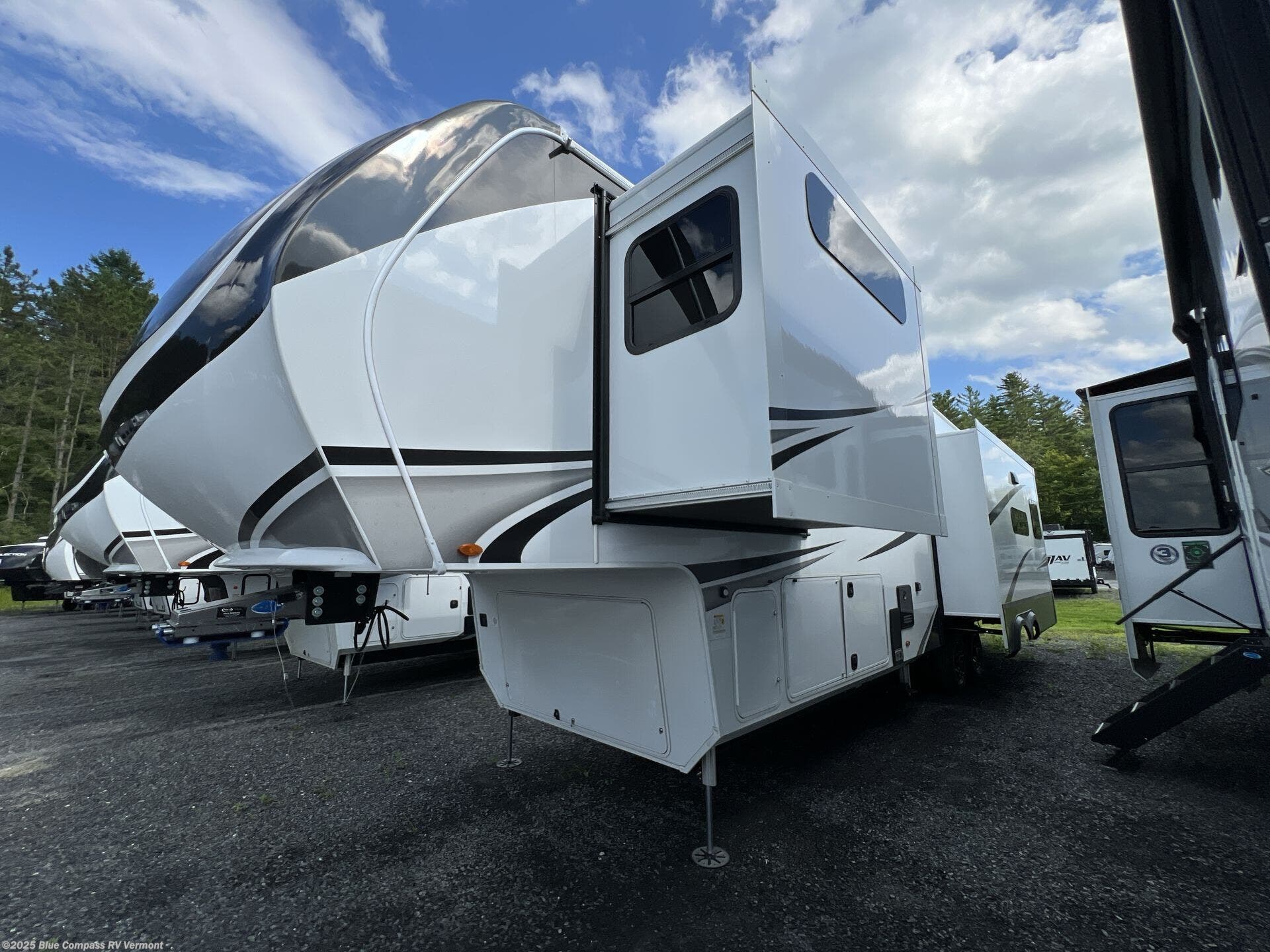 Contact us now about this 2026 Grand Design Solitude 370DV! 2026 Solitude 370DV by Grand Design from Blue Compass RV Vermont in East Montpelier, Vermont