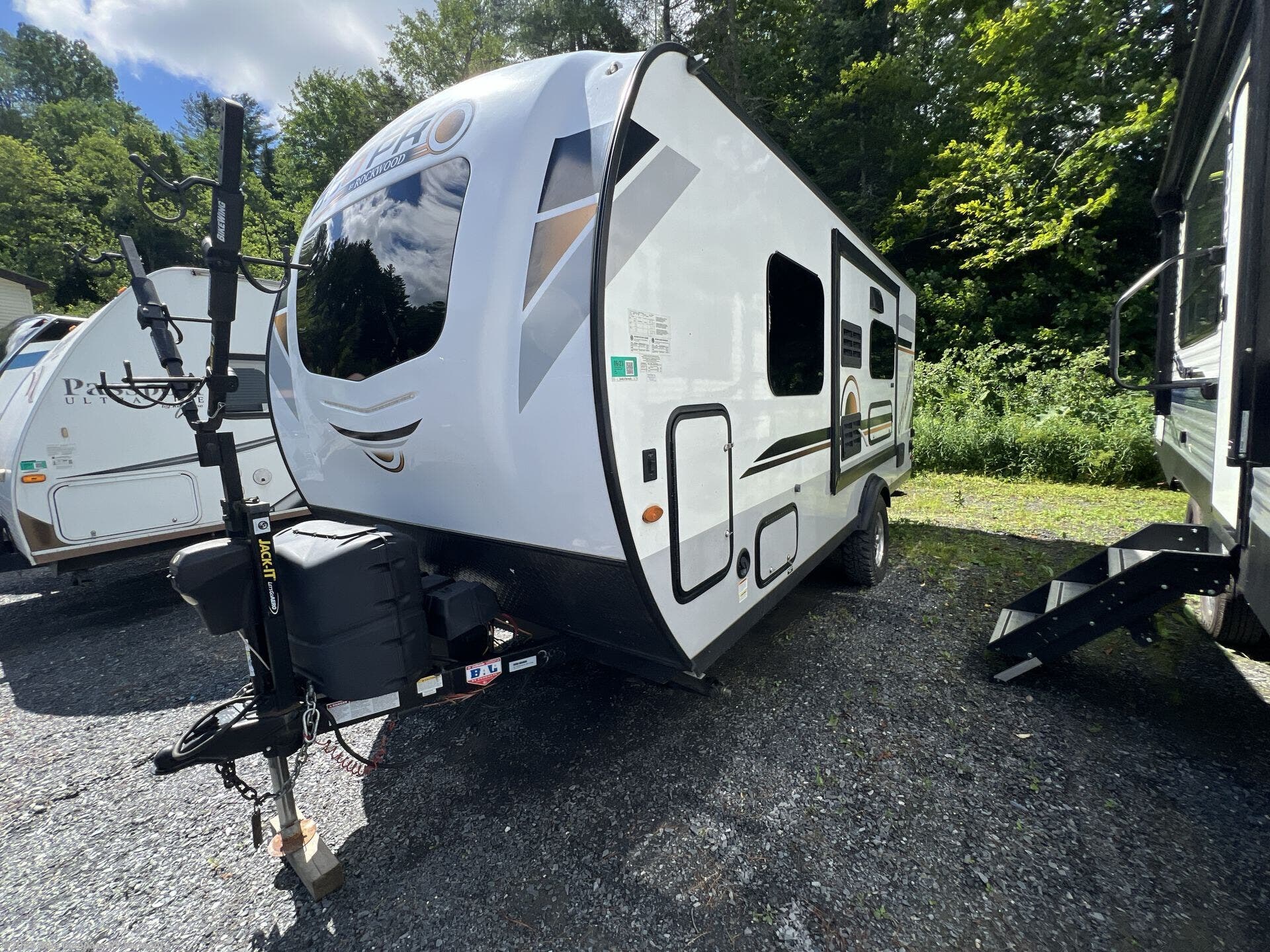 Contact us now about this 2020 Forest River Rockwood Geo Pro 19RB! 2020 Rockwood Geo Pro 19RB by Forest River from Blue Compass RV Vermont in East Montpelier, Vermont