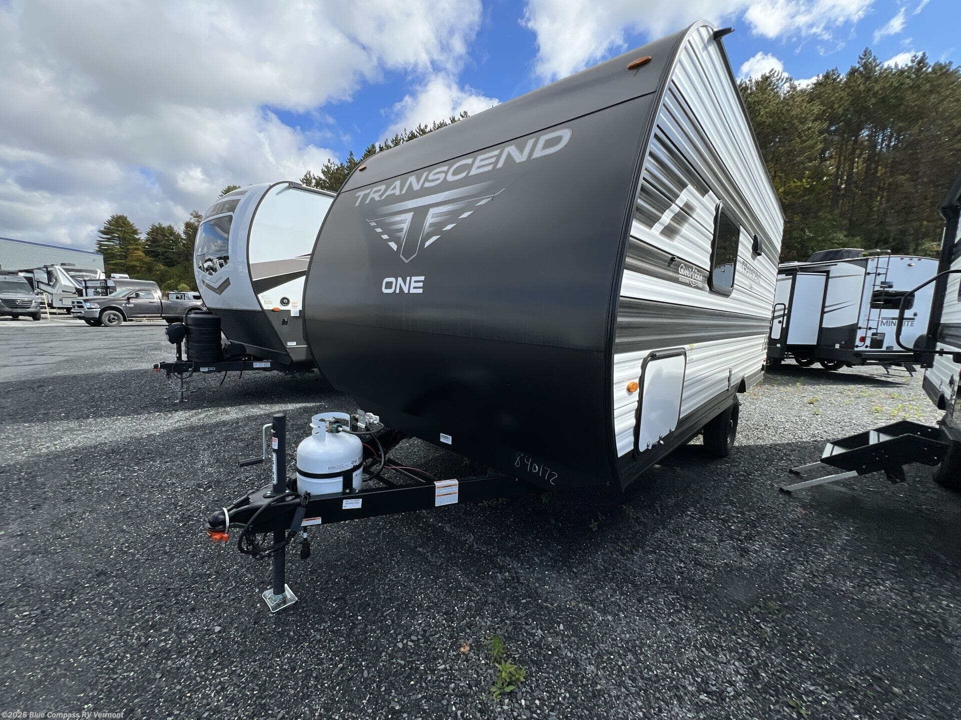 Contact us now about this 2026 Grand Design Transcend One 151RB! 2026 Transcend One 151RB by Grand Design from Blue Compass RV Vermont in East Montpelier, Vermont