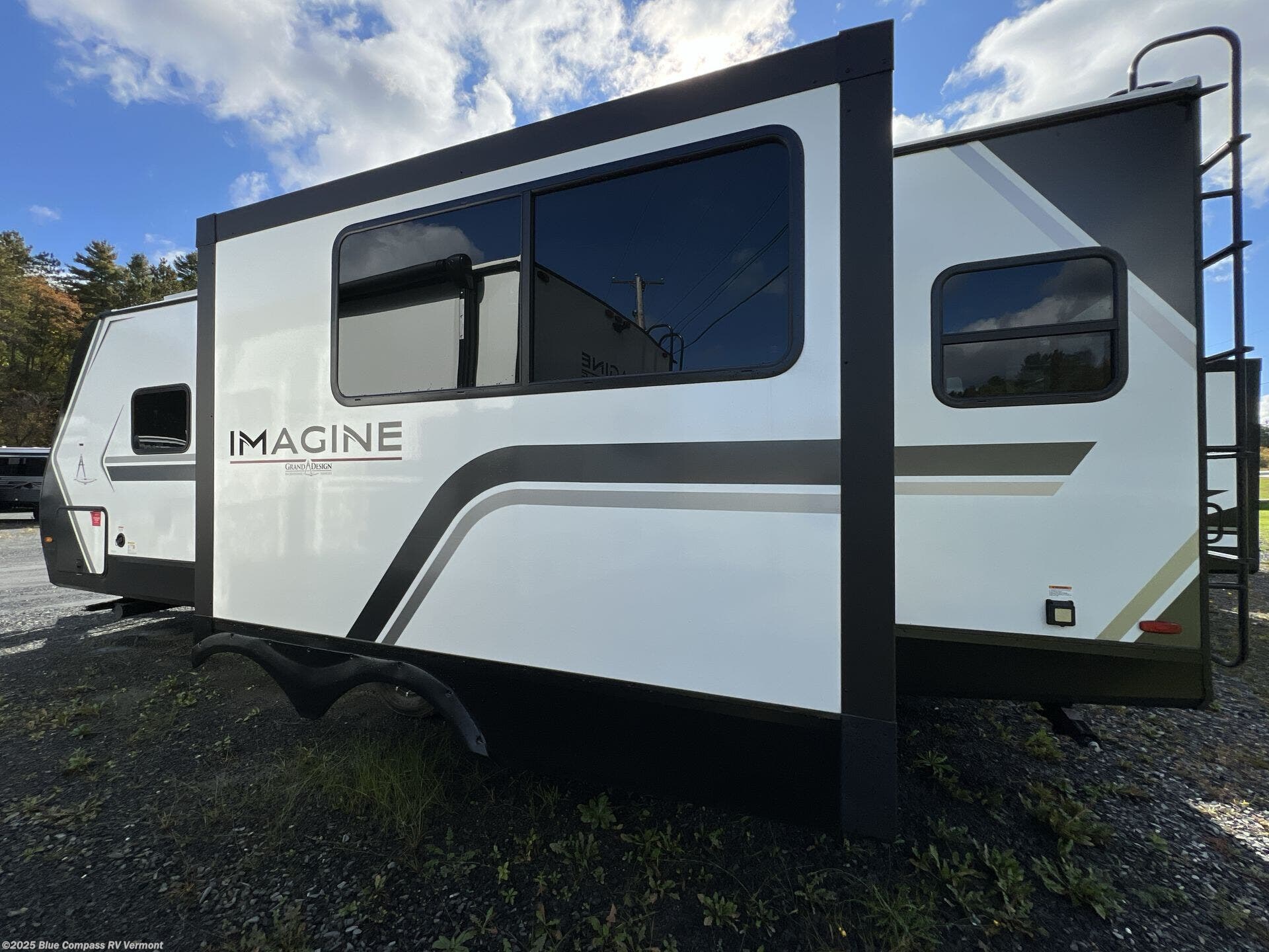 New 2026 Grand Design Imagine 2500RL available in East Montpelier, Vermont