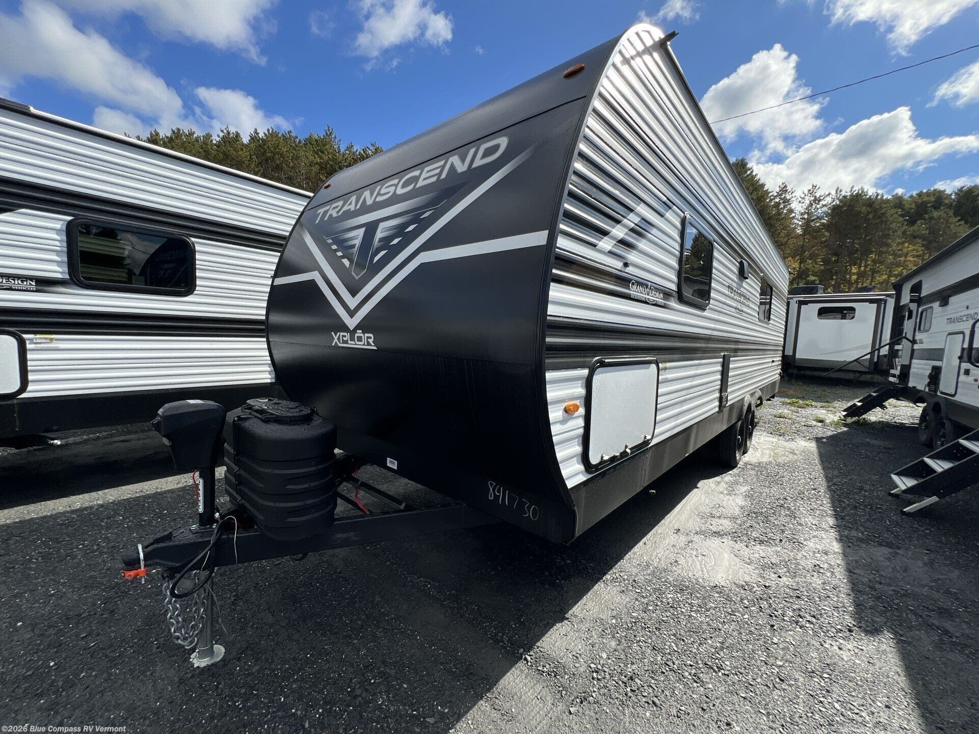 Contact us now about this 2026 Grand Design Transcend Xplor 24BHX! 2026 Transcend Xplor 24BHX by Grand Design from Blue Compass RV Vermont in East Montpelier, Vermont